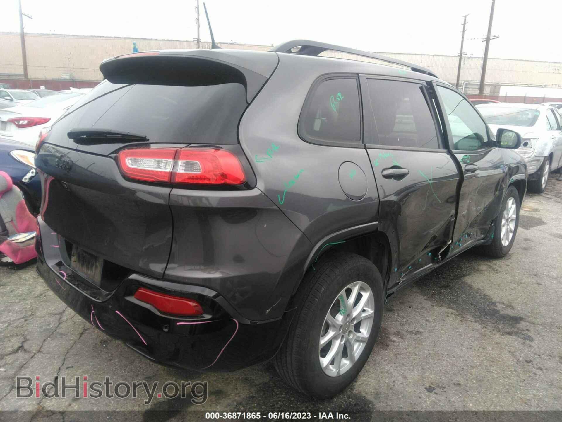 2018 JEEP CHEROKEE - VIN: 1C4PJLCB0JD588034 - Фото 4