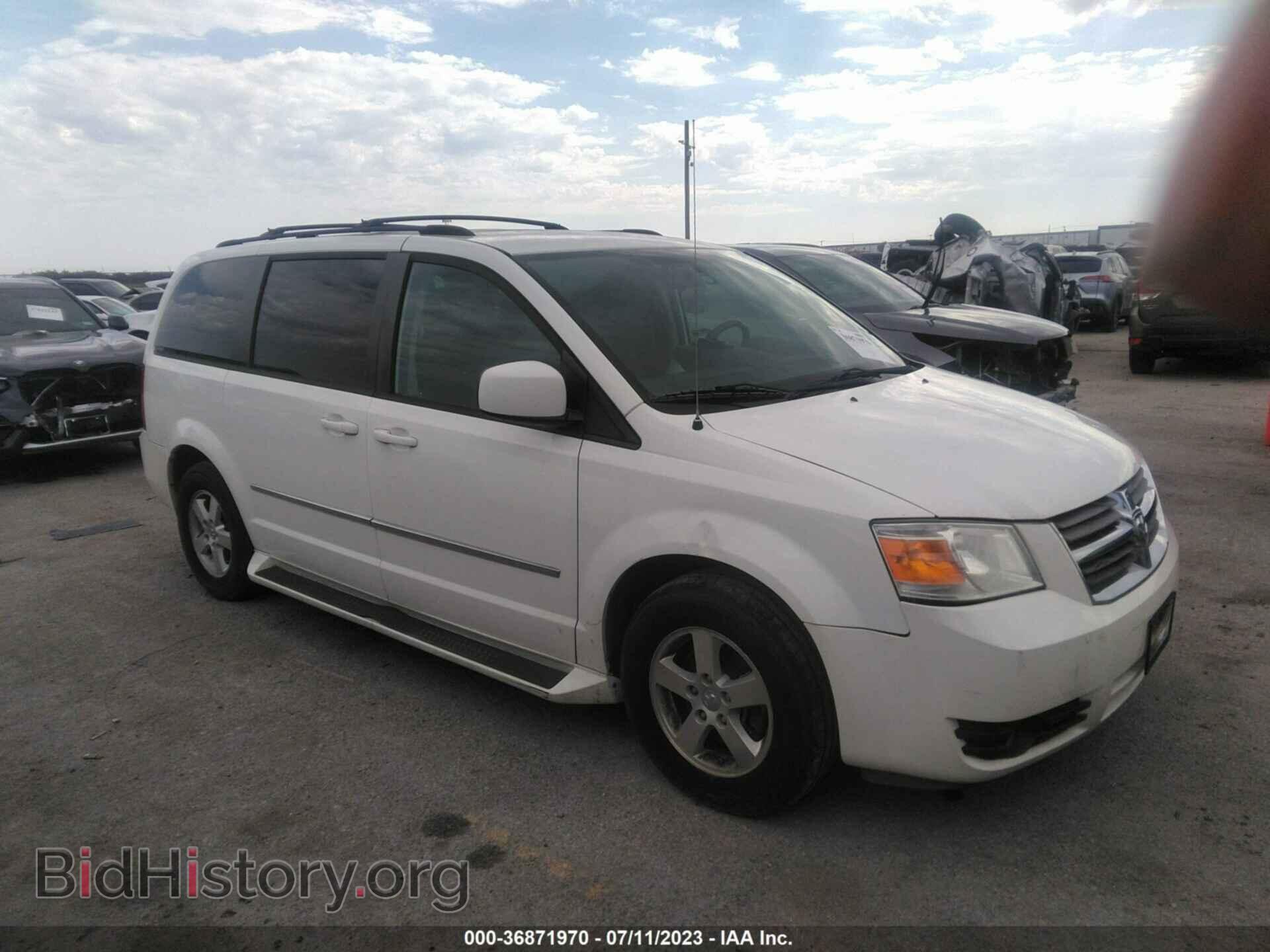 Photo 2D4RN5D11AR102412 - DODGE GRAND CARAVAN 2010