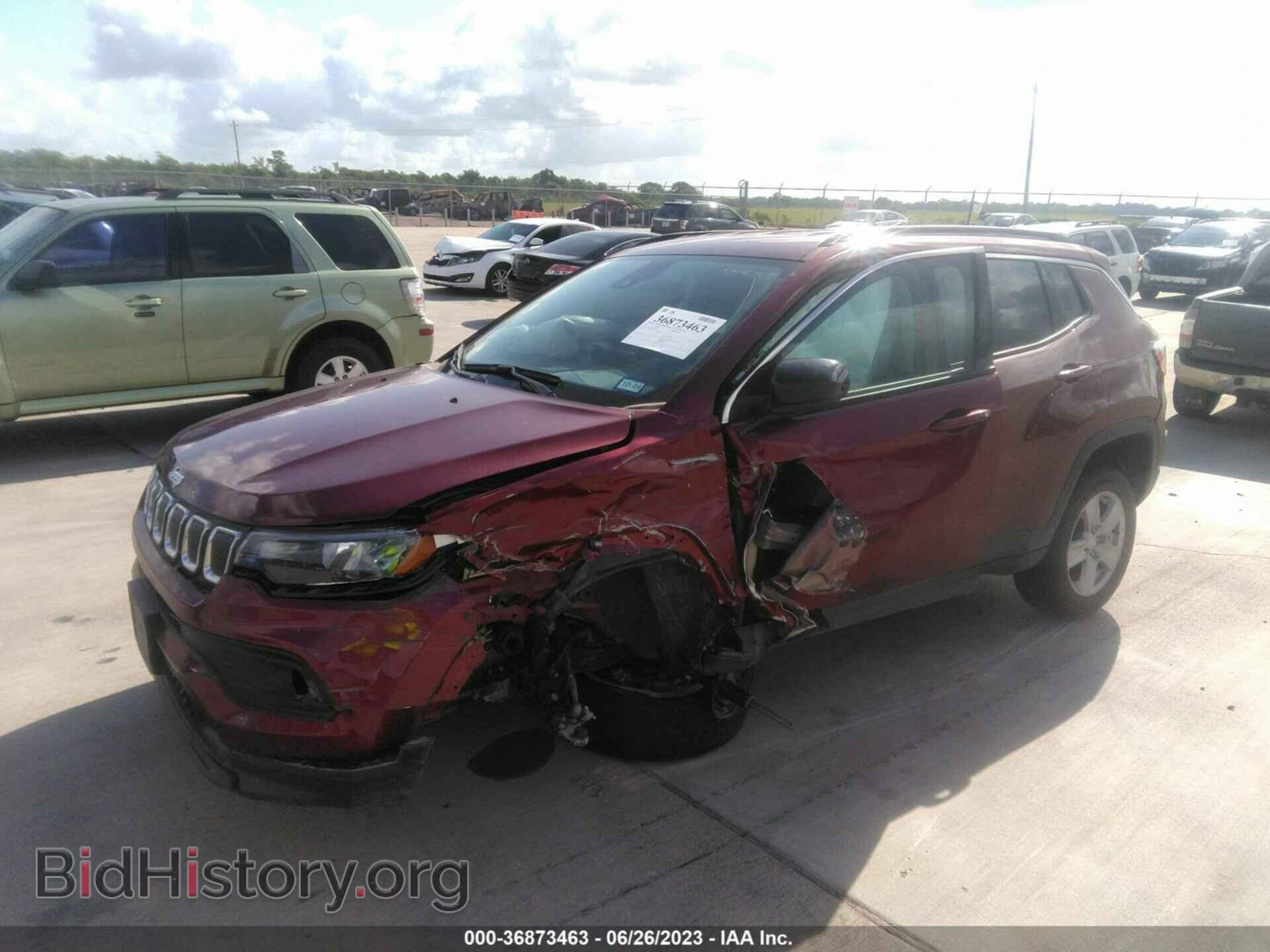 2022 JEEP COMPASS - VIN: 3C4NJDBB2NT208349 - Фото 2