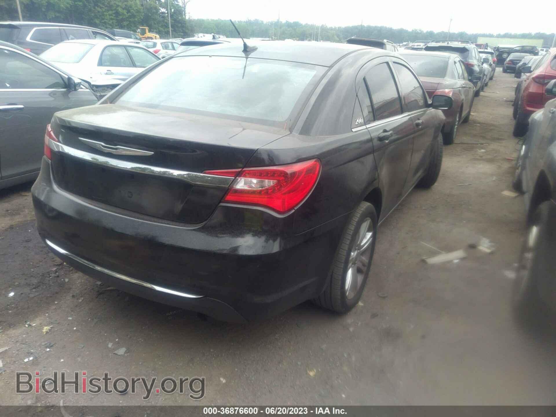 2013 CHRYSLER 200 - VIN: 1C3CCBAB1DN685719 - Фото 4