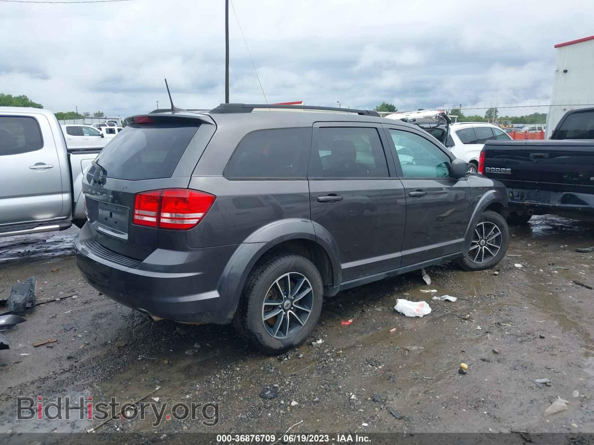 2018 DODGE JOURNEY - VIN: 3C4PDCAB5JT532496 - Фото 4