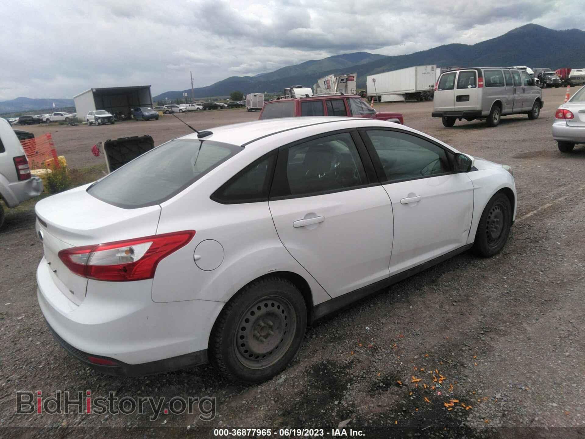 2012 FORD FOCUS - VIN: 1FAHP3F28CL337937 - Photo 4