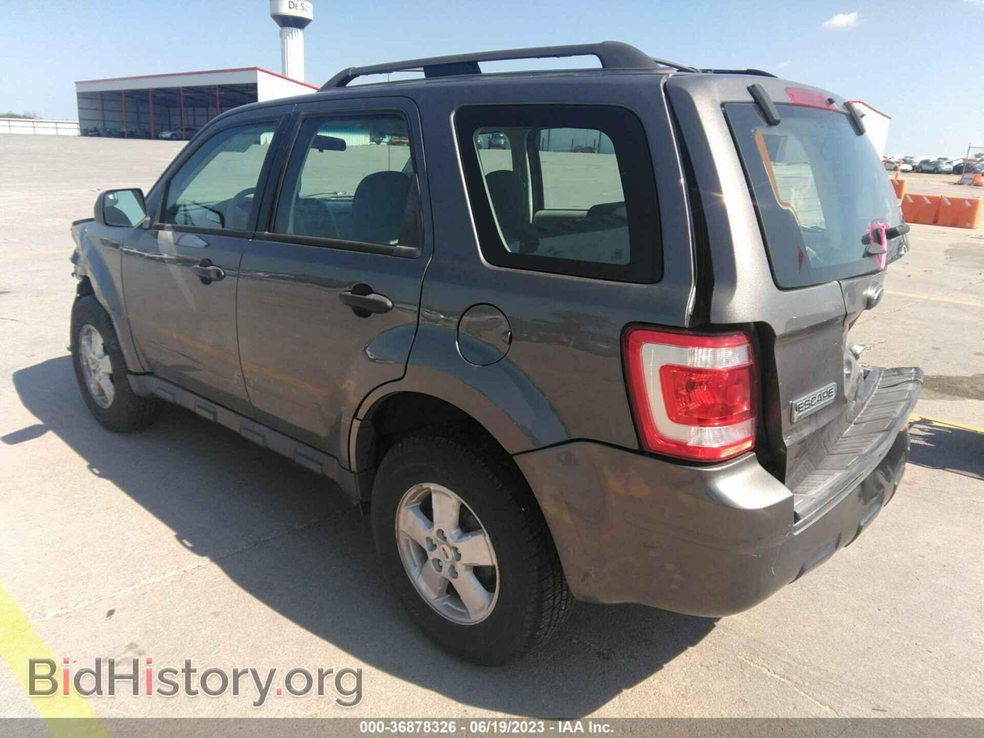 2011 FORD ESCAPE - VIN: 1FMCU0C72BKA97098 - Фото 3