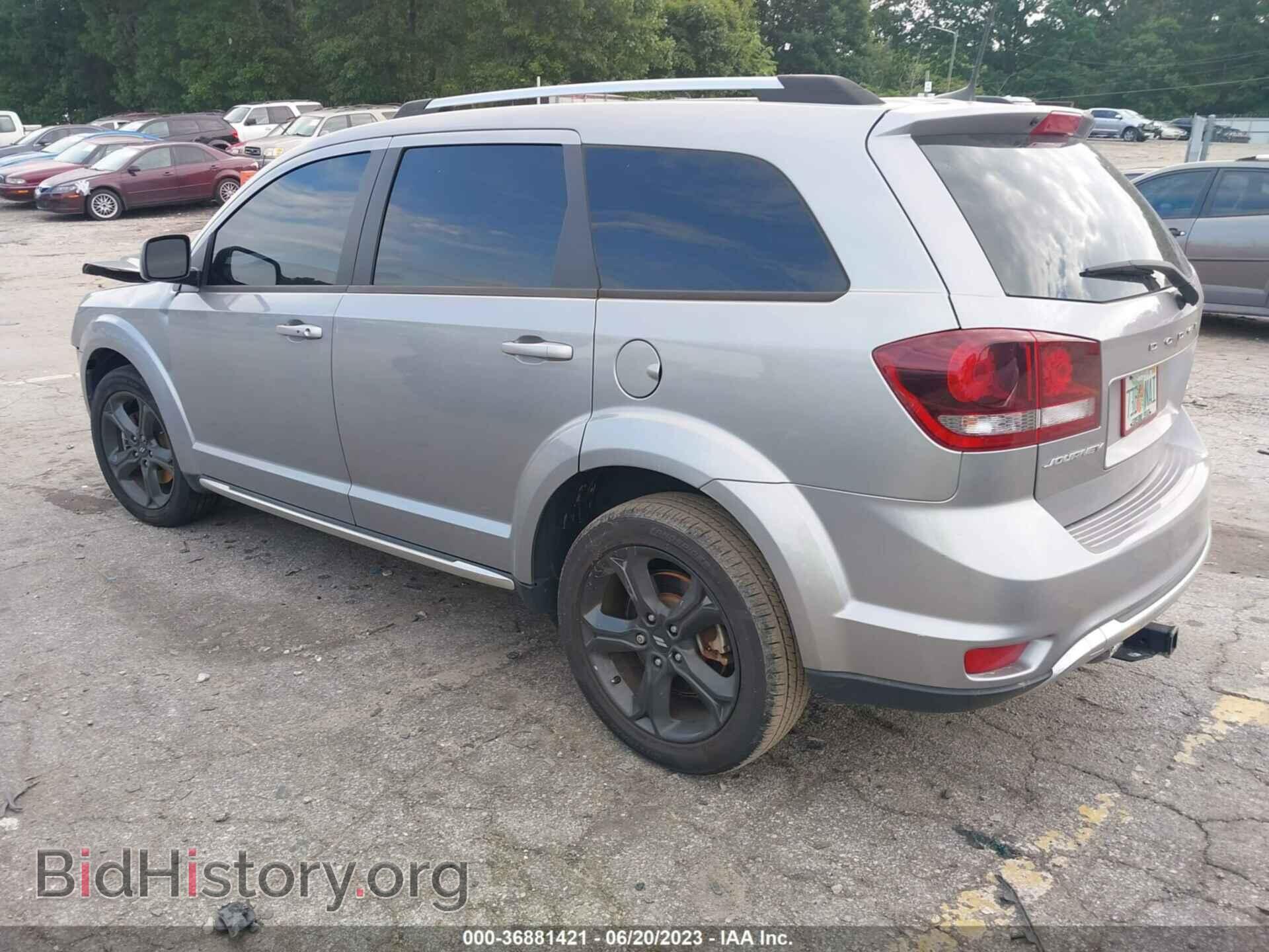 2019 DODGE JOURNEY - VIN: 3C4PDCGB7KT873939 - Фото 3