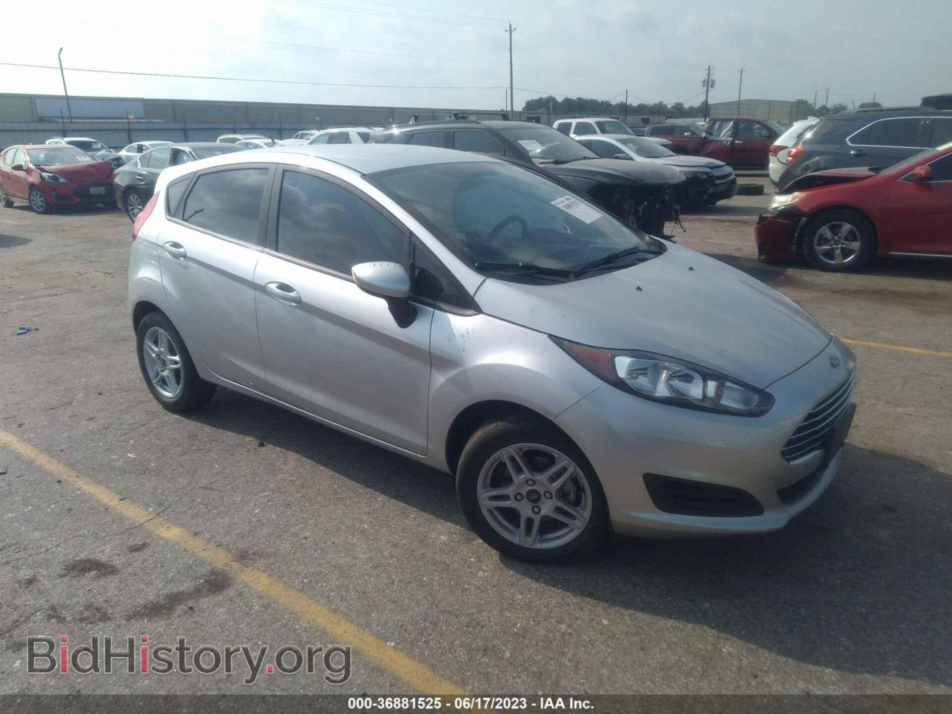 Photo 3FADP4EJ9KM126949 - FORD FIESTA 2019