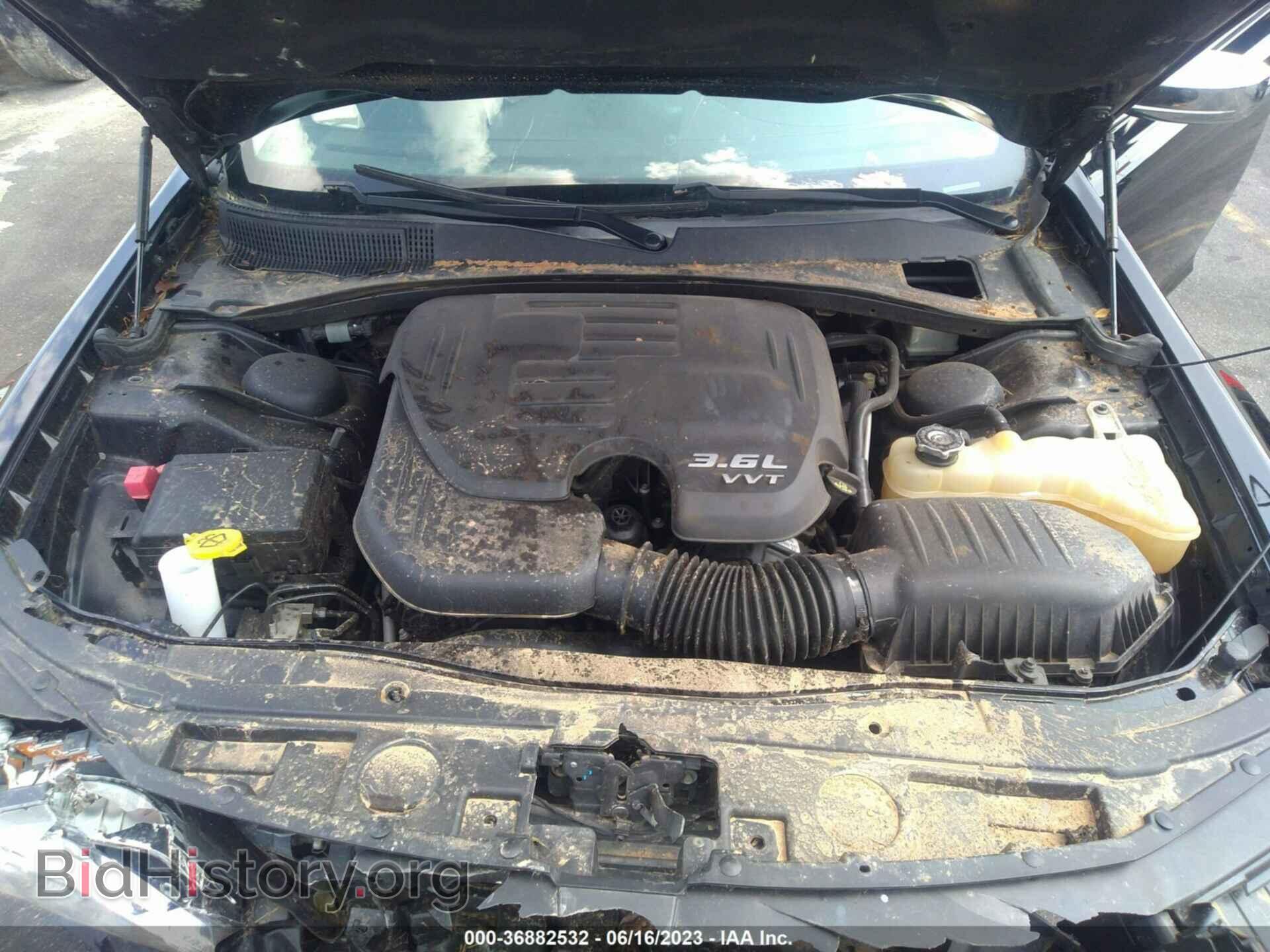 2016 CHRYSLER 300 - VIN: 2C3CCAEG4GH197927 - Фото 10