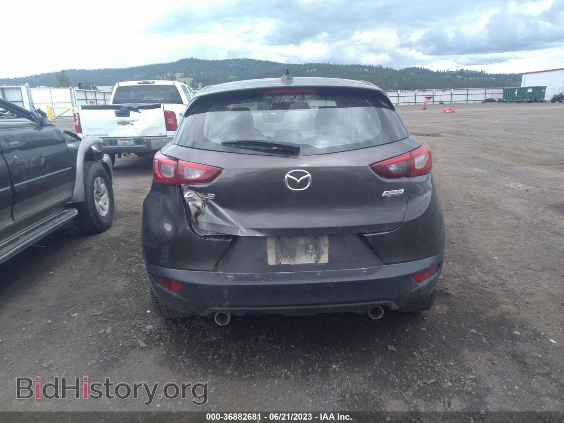 2018 MAZDA CX-3 - VIN: JM1DKFC72J0319277 - Фото 16