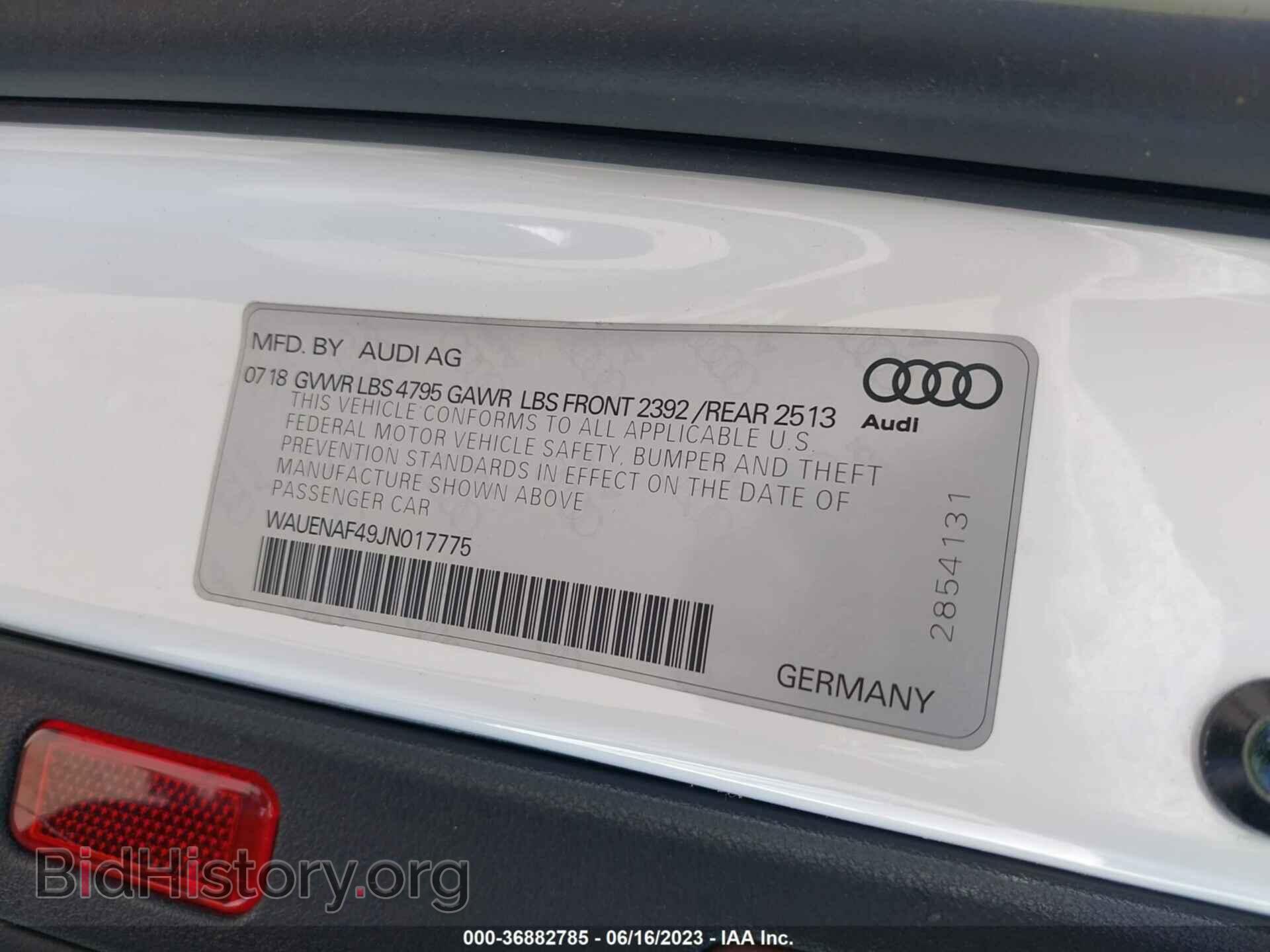 2018 AUDI A4 - VIN: WAUENAF49JN017775 - Фото 9
