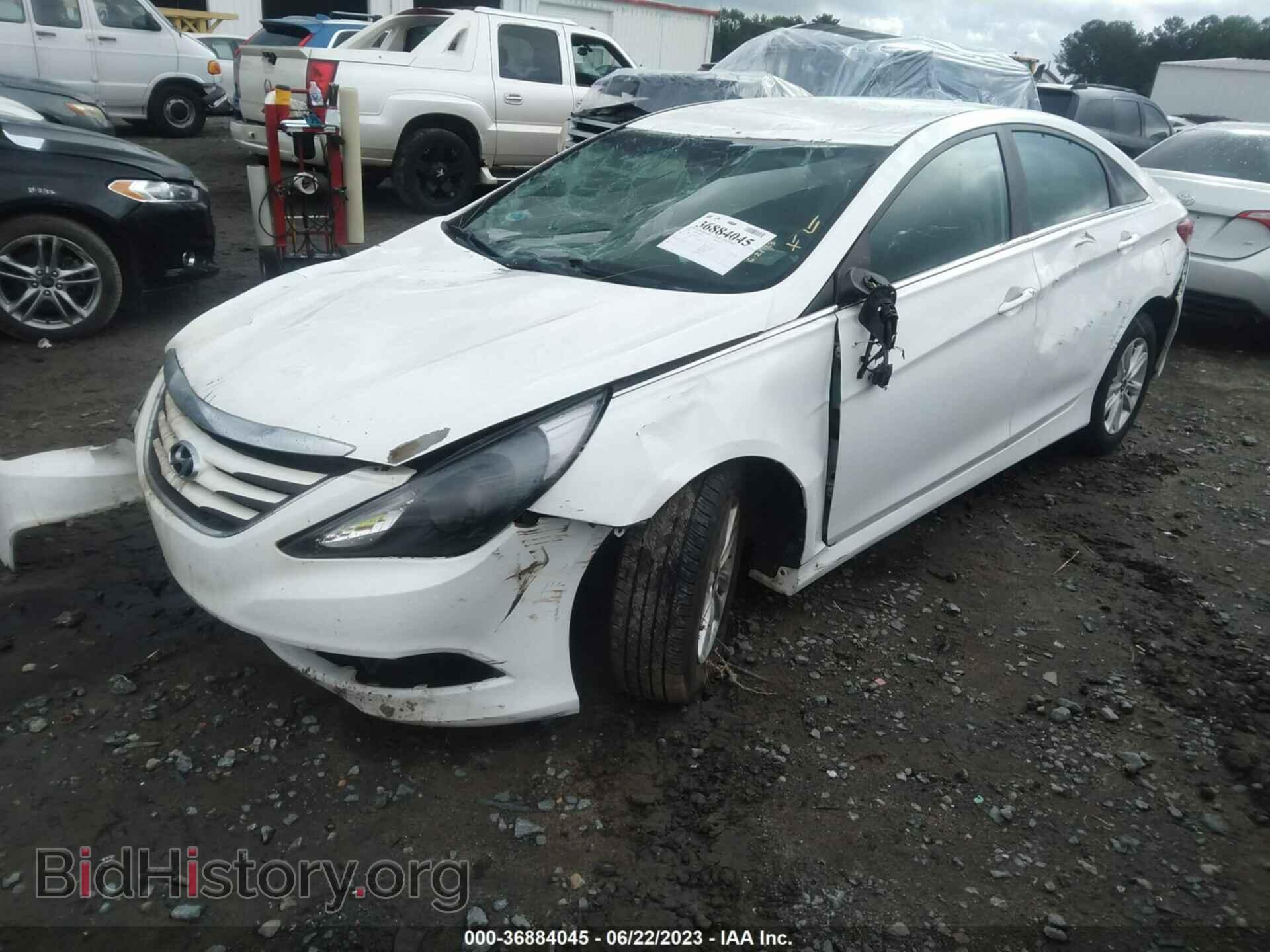 2014 HYUNDAI SONATA - VIN: 5NPEB4AC2EH835320 - Фото 2