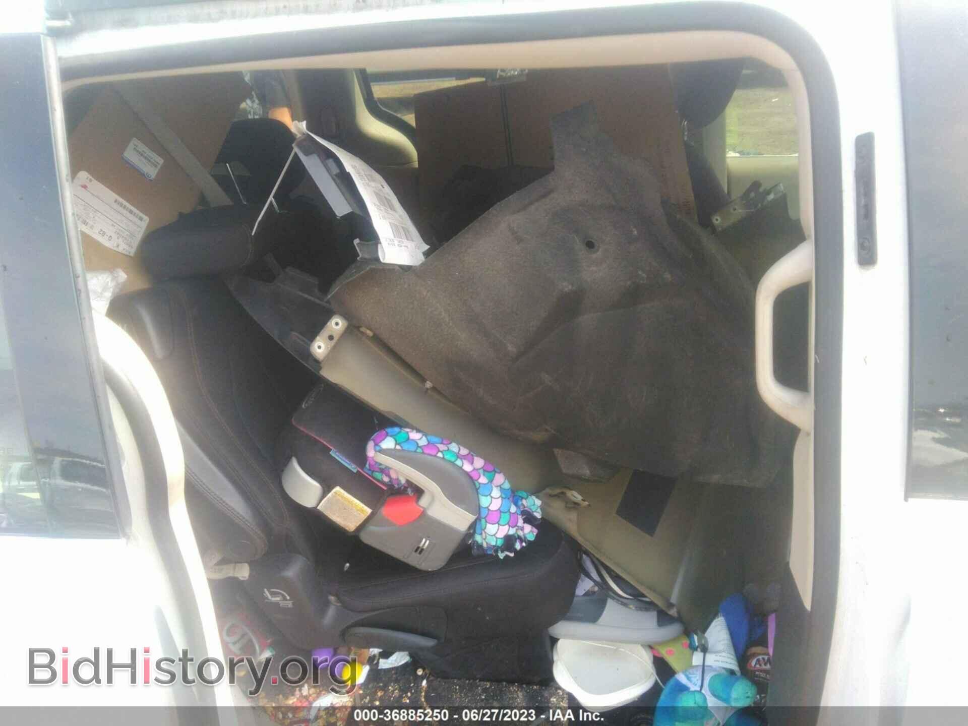 2017 CHRYSLER PACIFICA - VIN: 2C4RC1CG7HR507637 - Photo 8