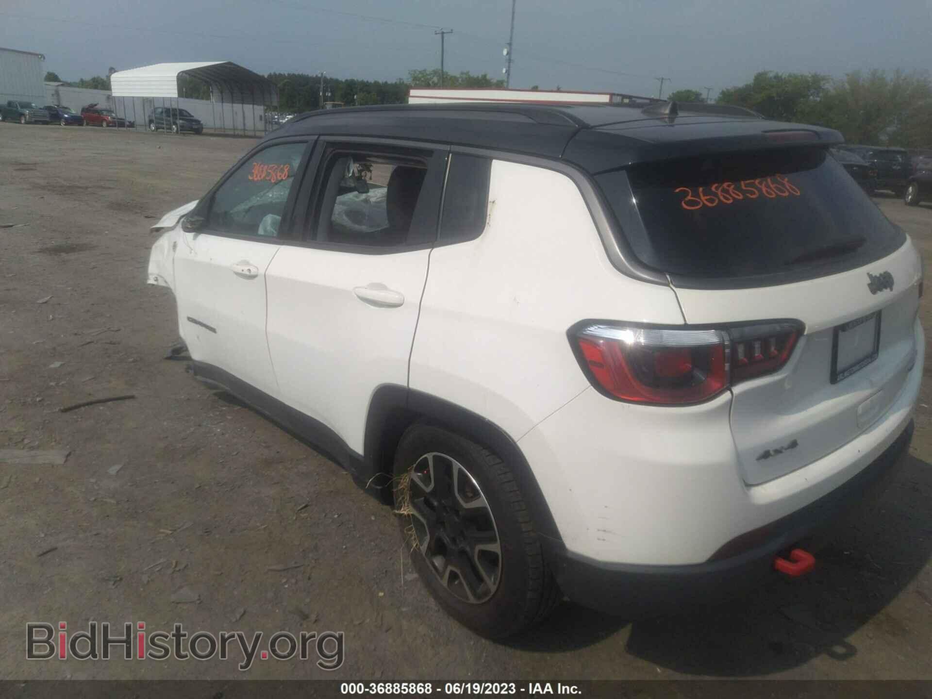 2019 JEEP COMPASS - VIN: 3C4NJDDB9KT799403 - Фото 3
