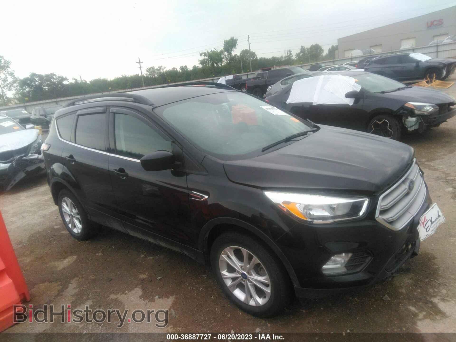 Фотография 1FMCU0GD7JUD50466 - FORD ESCAPE 2018