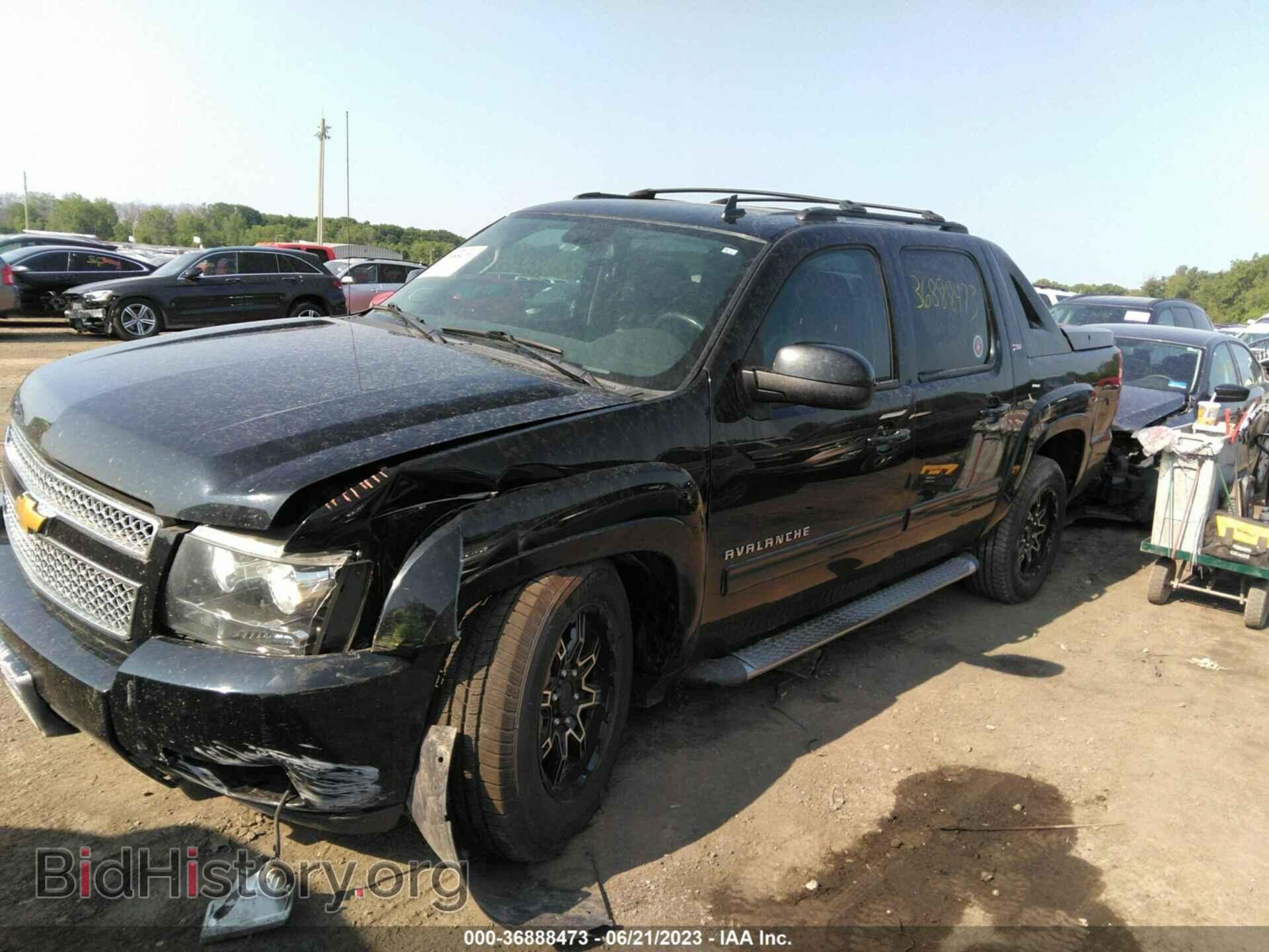 2012 CHEVROLET AVALANCHE - VIN: 3GNTKFE75CG129908 - Фото 2