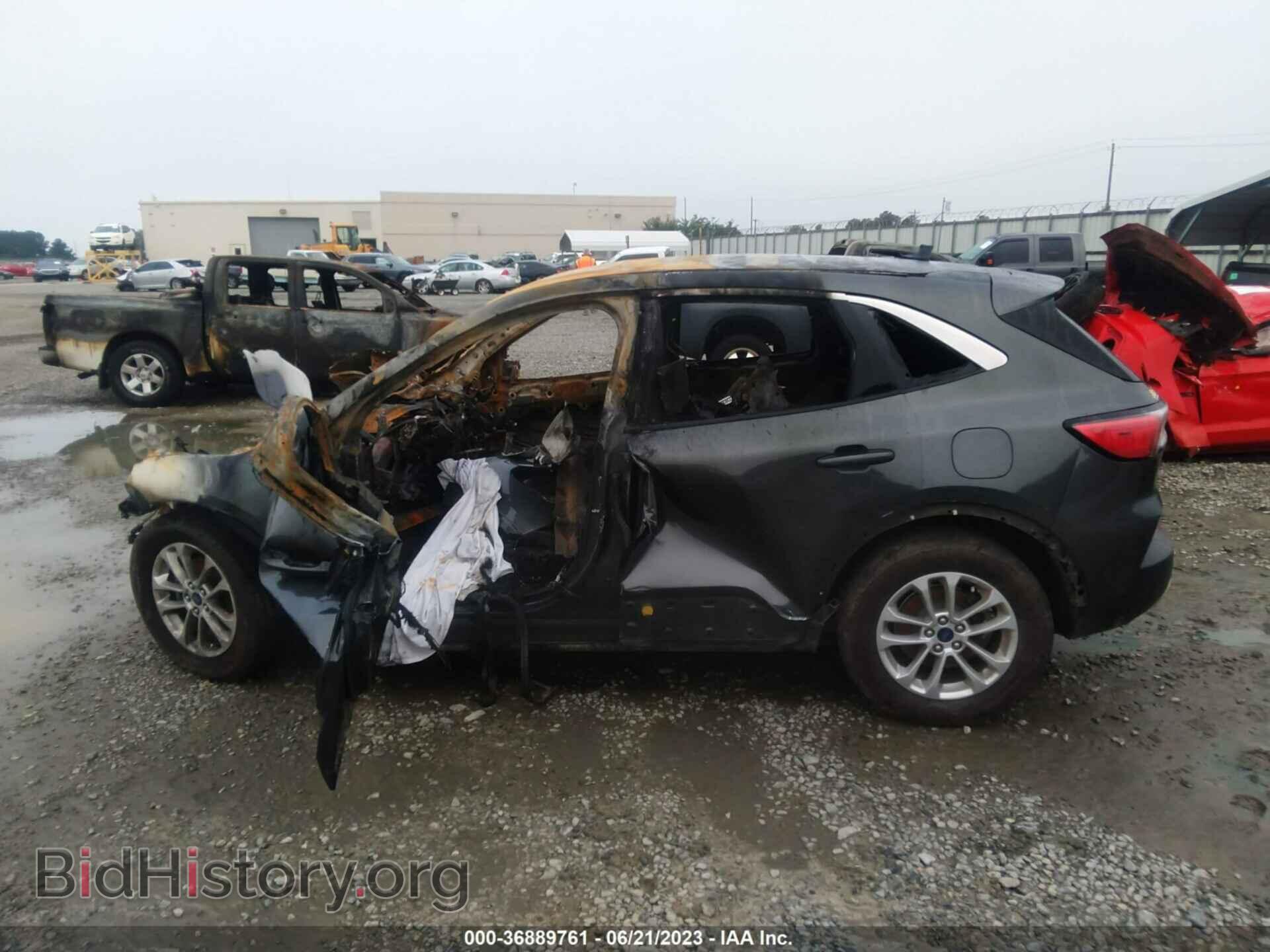 2020 FORD ESCAPE - VIN: 1FMCU0G60LUA22522 - Фото 13