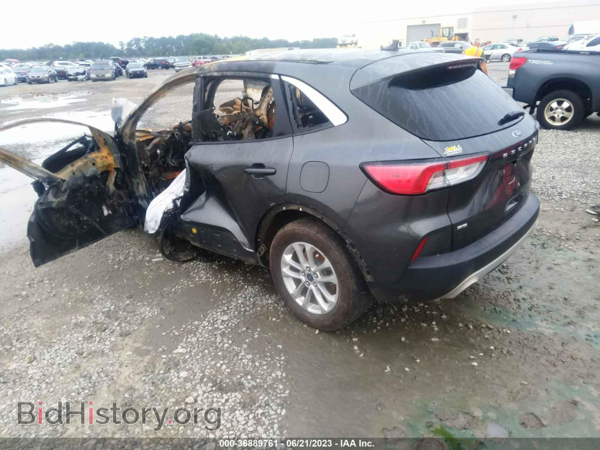 2020 FORD ESCAPE - VIN: 1FMCU0G60LUA22522 - Фото 3