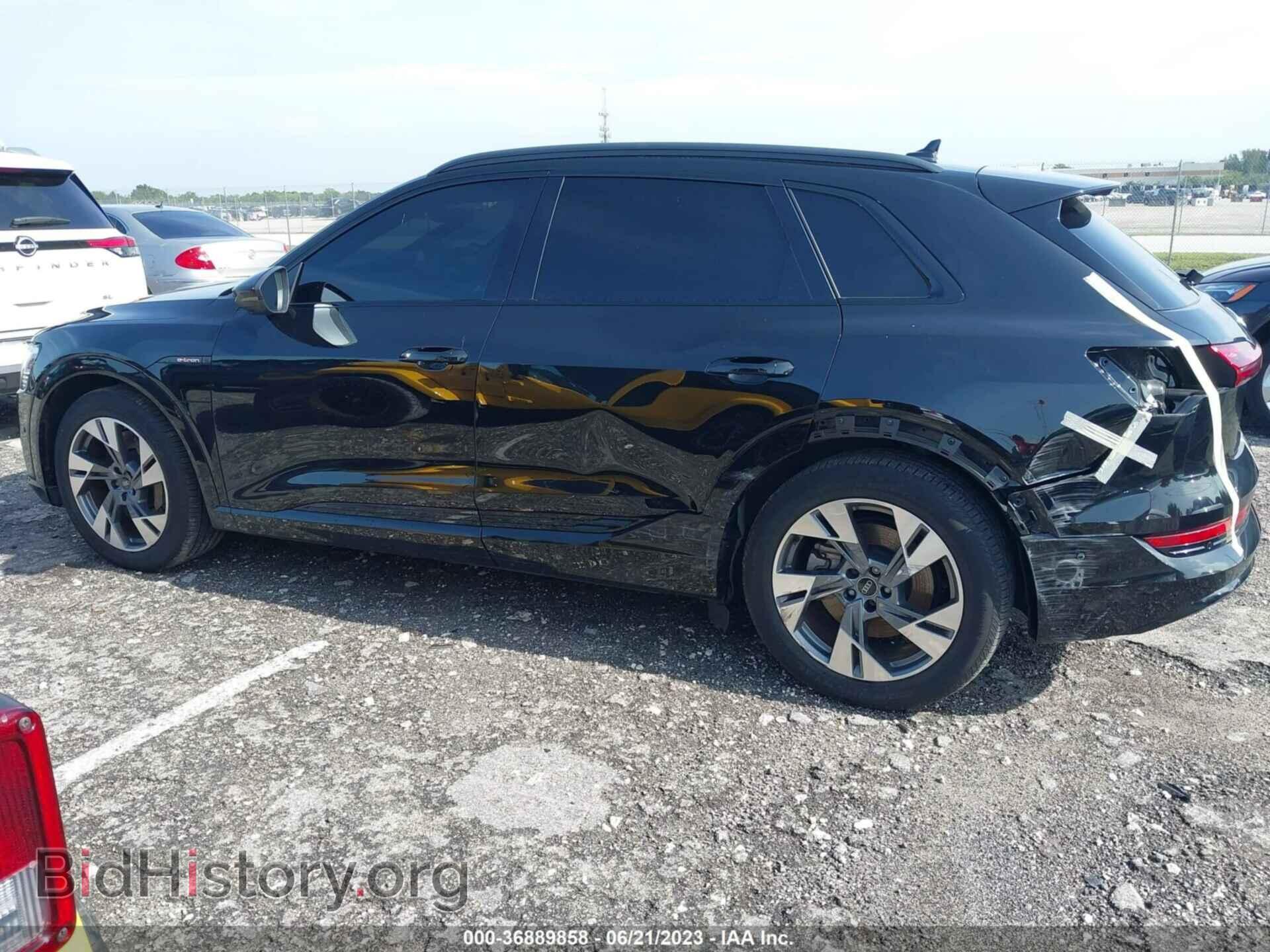 2021 AUDI E-TRON - VIN: WA1AAAGE9MB020132 - Фото 13