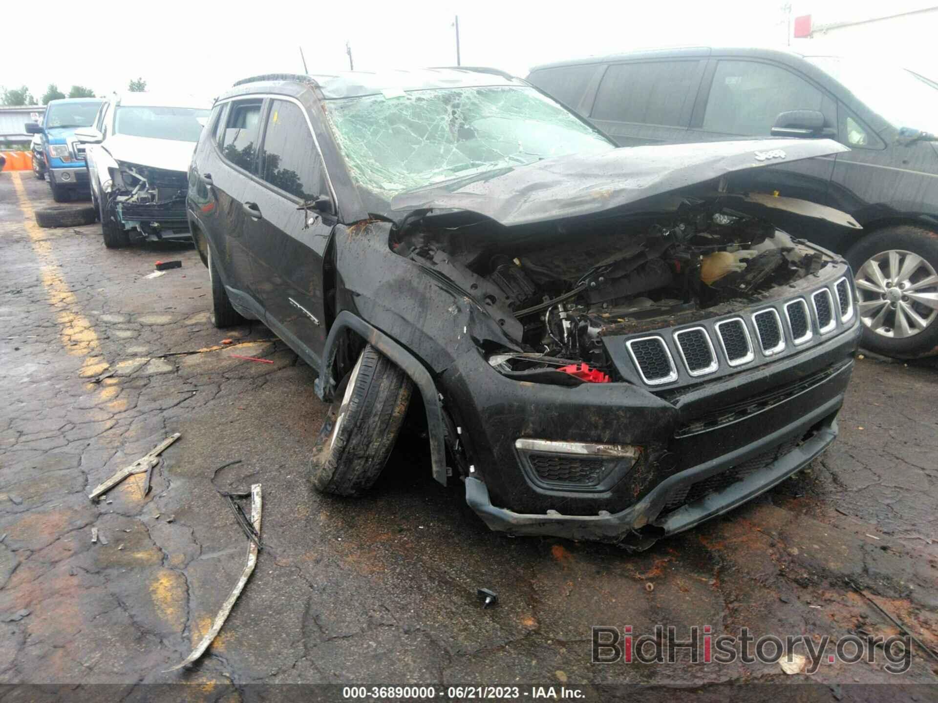 Фотография 3C4NJCAB3KT763107 - JEEP COMPASS 2019