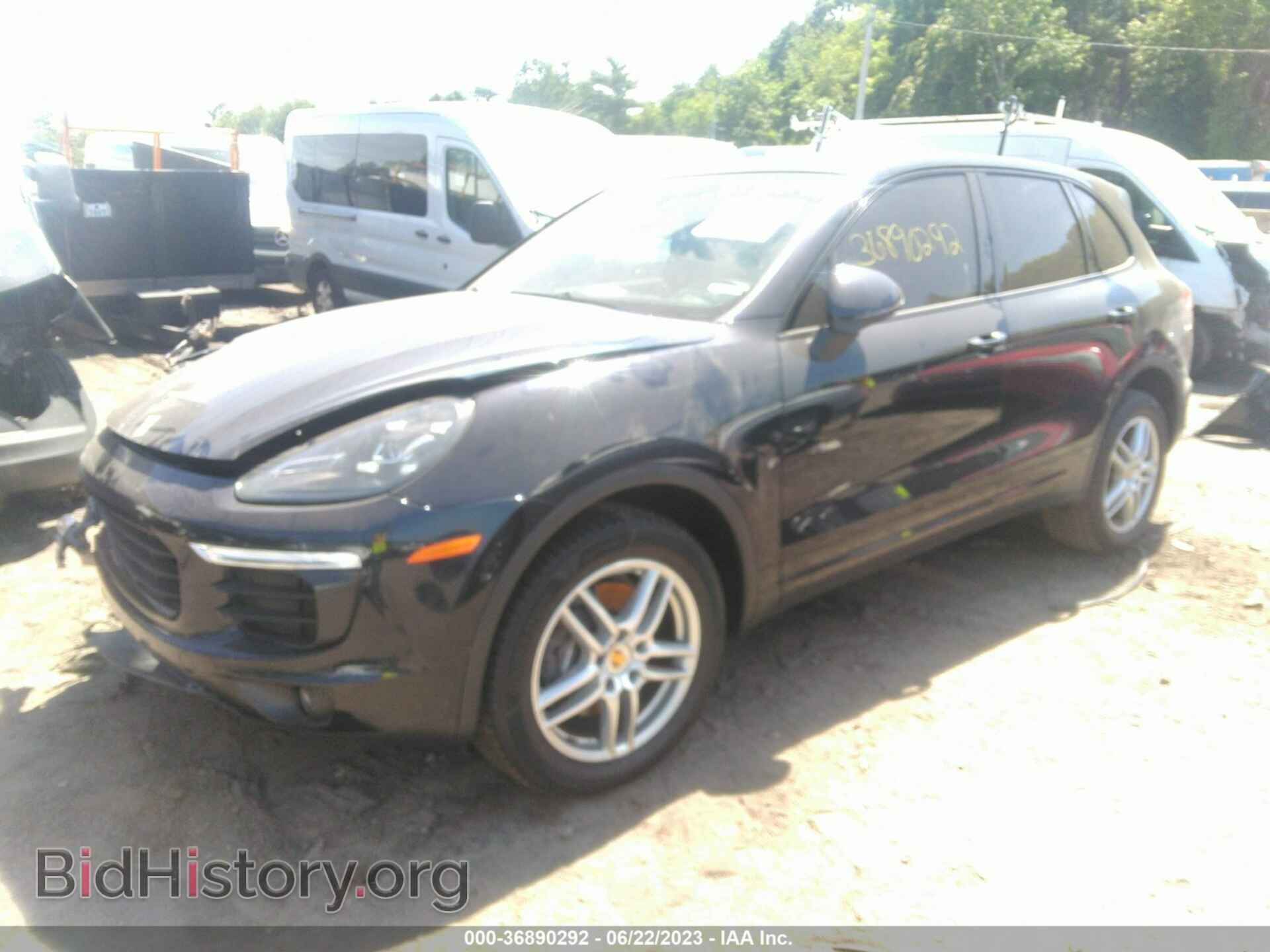2016 PORSCHE CAYENNE - VIN: WP1AA2A23GKA38221 - Фото 2