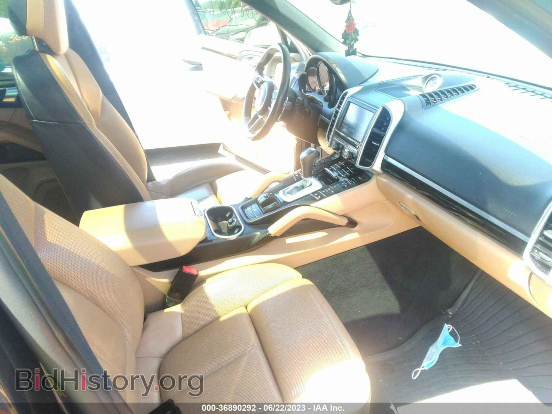 2016 PORSCHE CAYENNE - VIN: WP1AA2A23GKA38221 - Фото 5