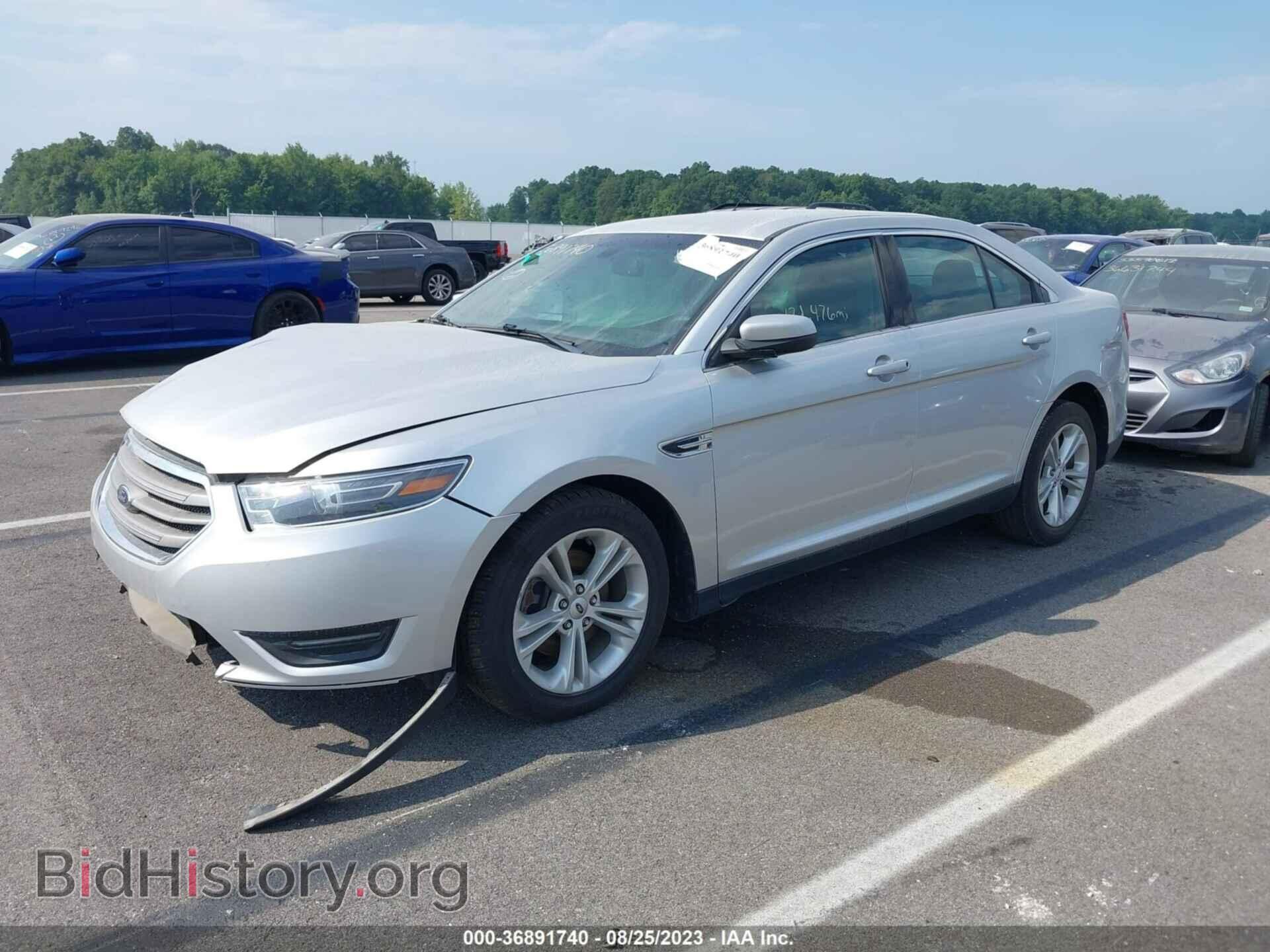 2018 FORD TAURUS - VIN: 1FAHP2E80JG131565 - Фото 2