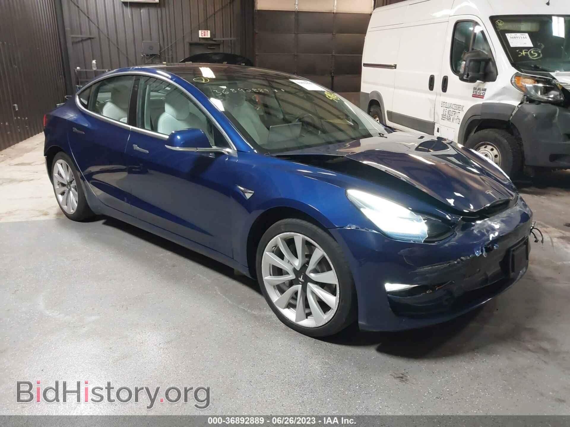 Фотография 5YJ3E1EB9JF147676 - TESLA MODEL 3 2018