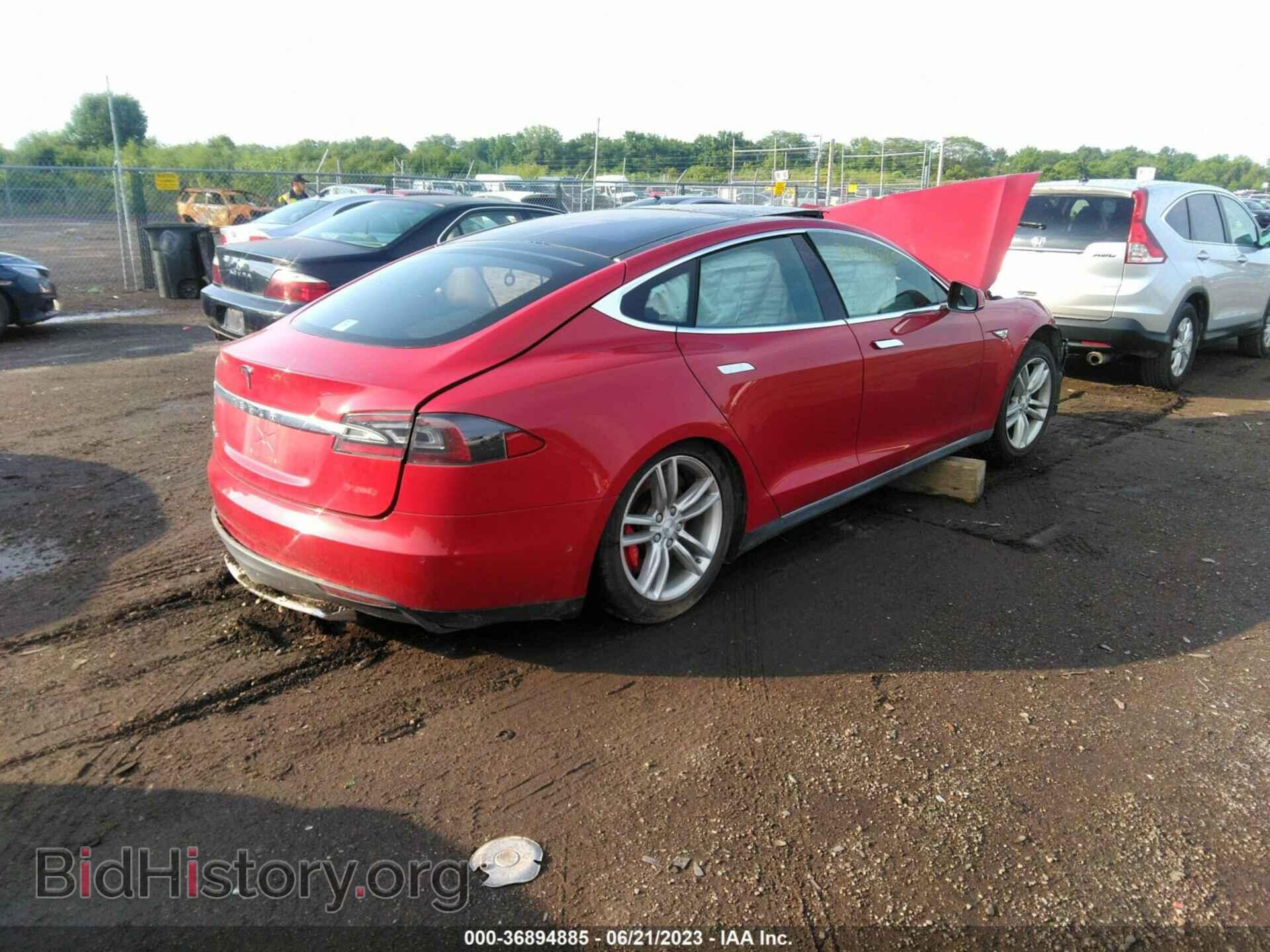 2014 TESLA MODEL S - VIN: 5YJSA1H27EFP65152 - Photo 4