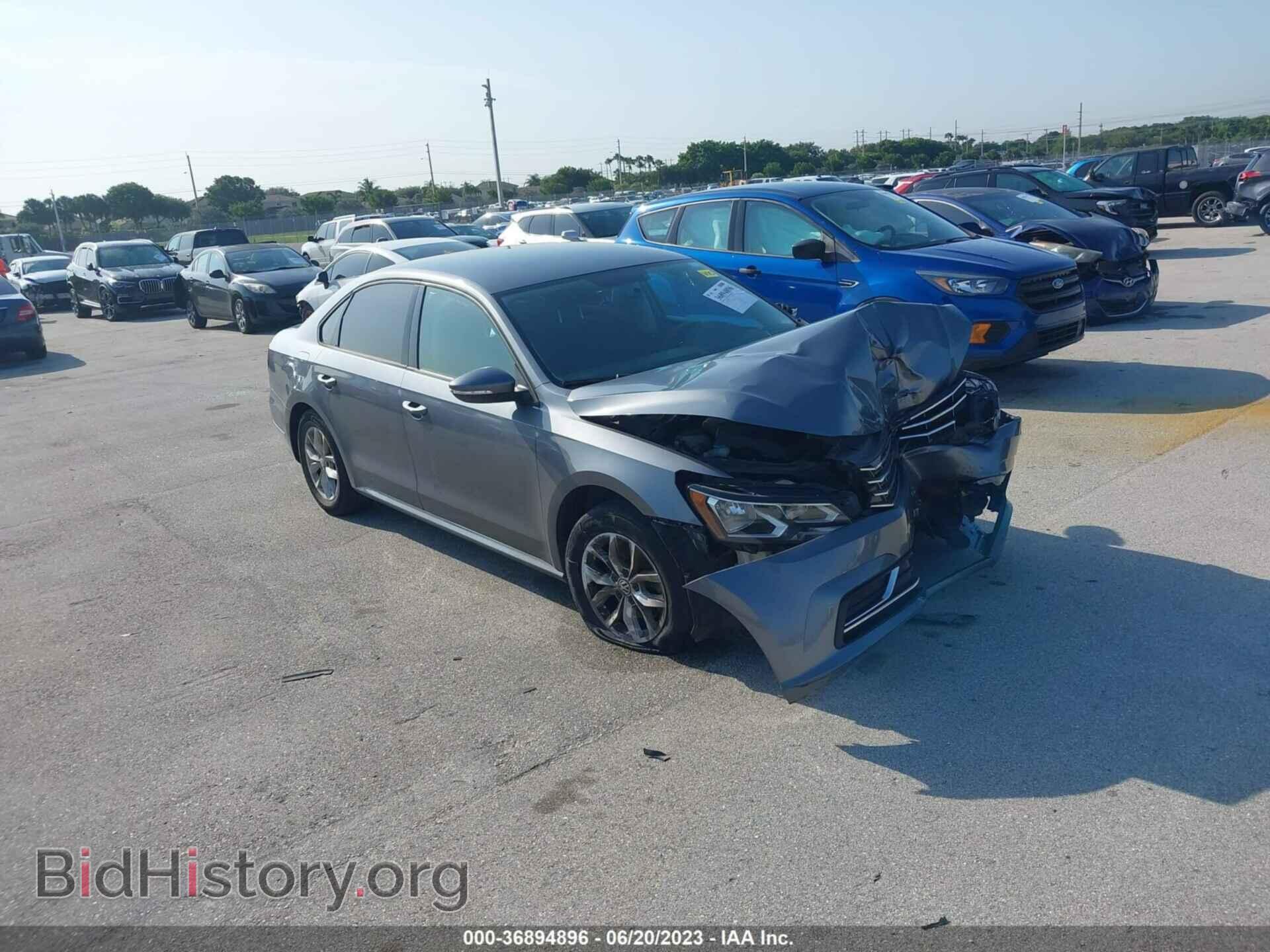 Photo 1VWAA7A38JC021548 - VOLKSWAGEN PASSAT 2018