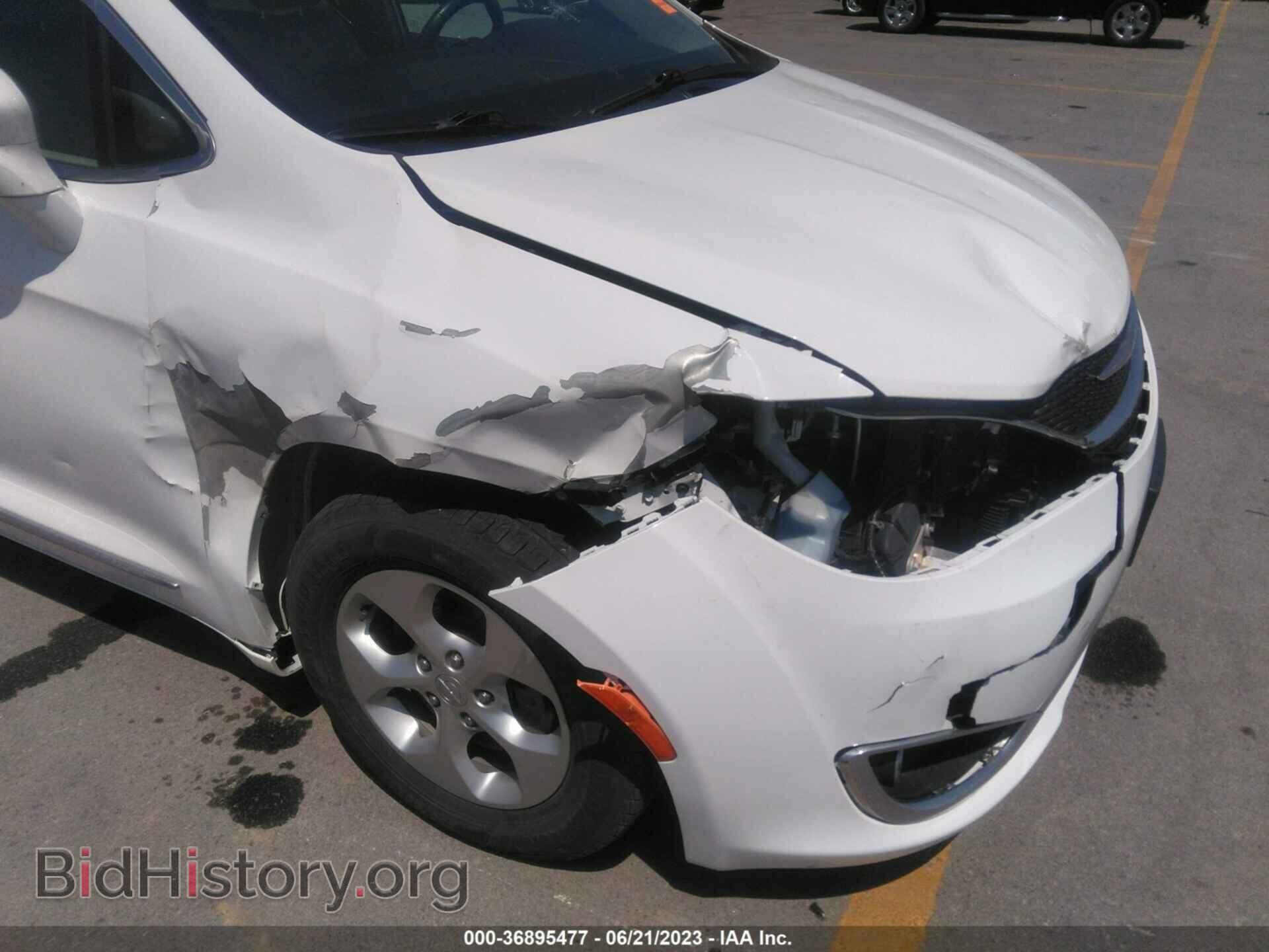 2017 CHRYSLER PACIFICA - VIN: 2C4RC1EG2HR727460 - Фото 6