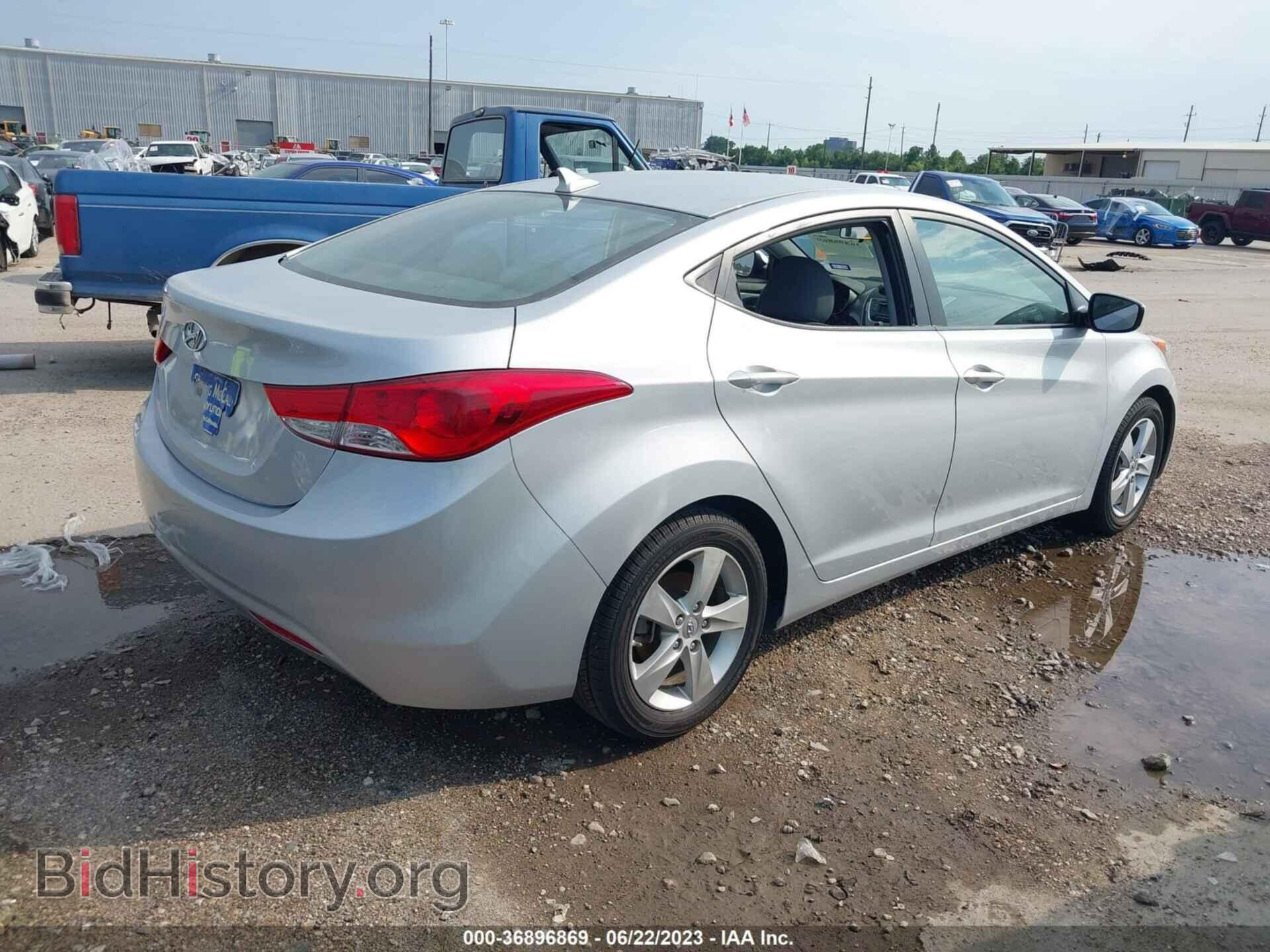 2011 HYUNDAI ELANTRA - VIN: 5NPDH4AE8BH010518 - Фото 4