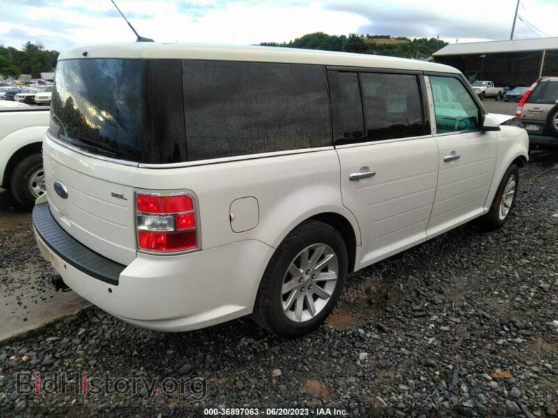 2011 Ford FLEX (VIN 2FMGK5CC9BBD10740) — photo 4 of 11