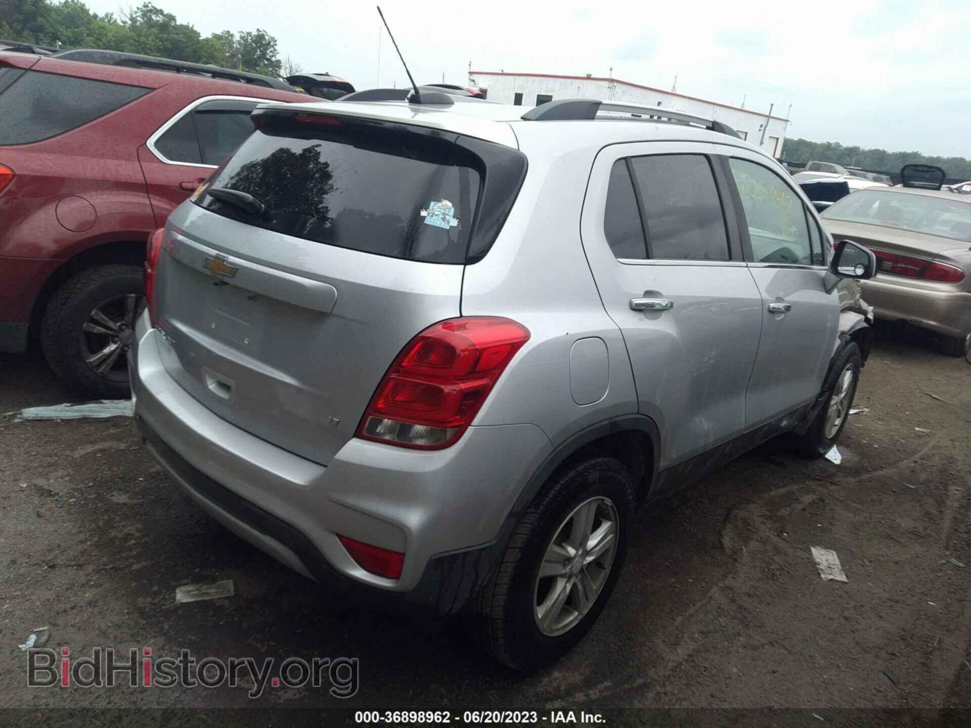 2018 CHEVROLET TRAX - VIN: 3GNCJPSB6JL178475 - Фото 4