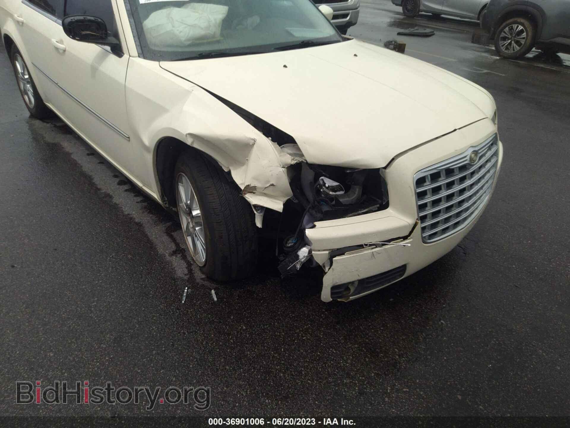 2009 CHRYSLER 300 - VIN: 2C3LK53VX9H578924 - Фото 6