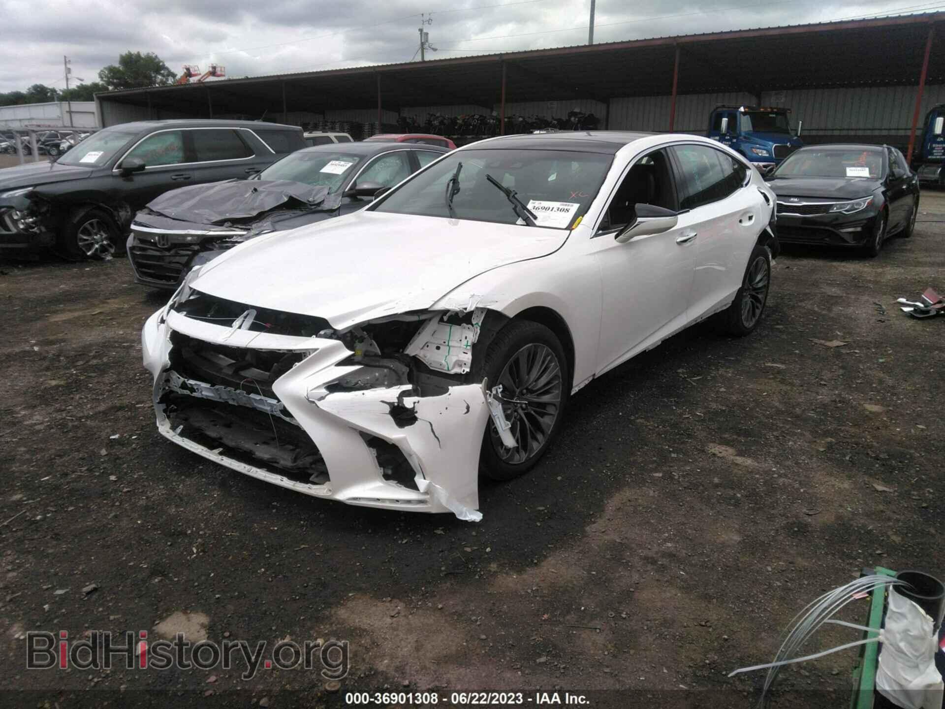 2018 LEXUS LS - VIN: JTHC5LFF0J5003933 - Фото 2