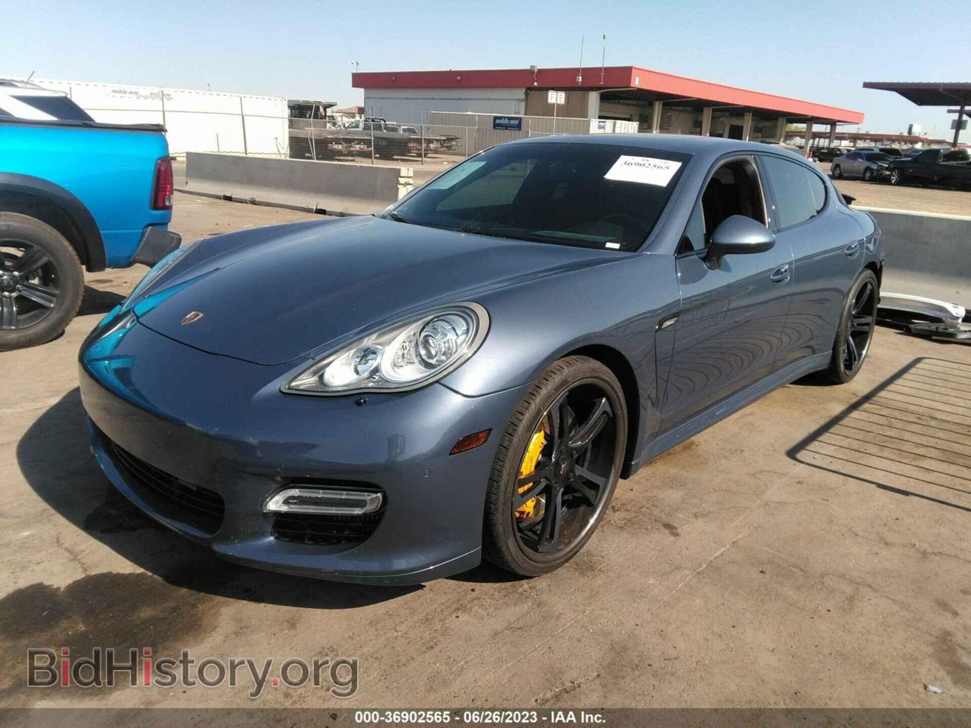 2011 PORSCHE PANAMERA - VIN: WP0AC2A73BL090166 - Фото 2