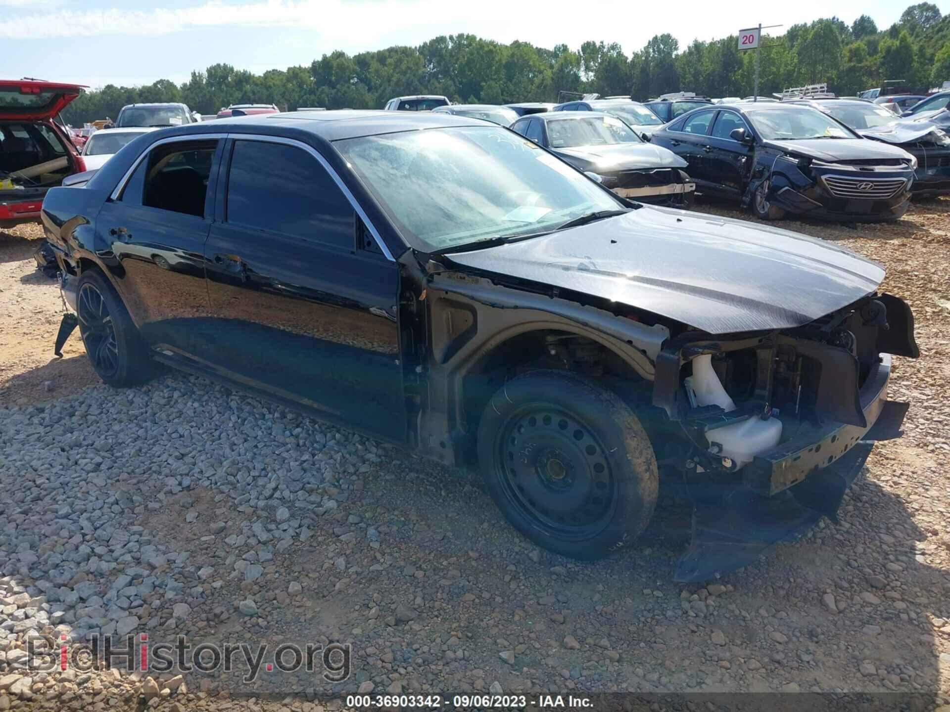 Фотография 2C3CCAAG6KH722887 - CHRYSLER 300 2019