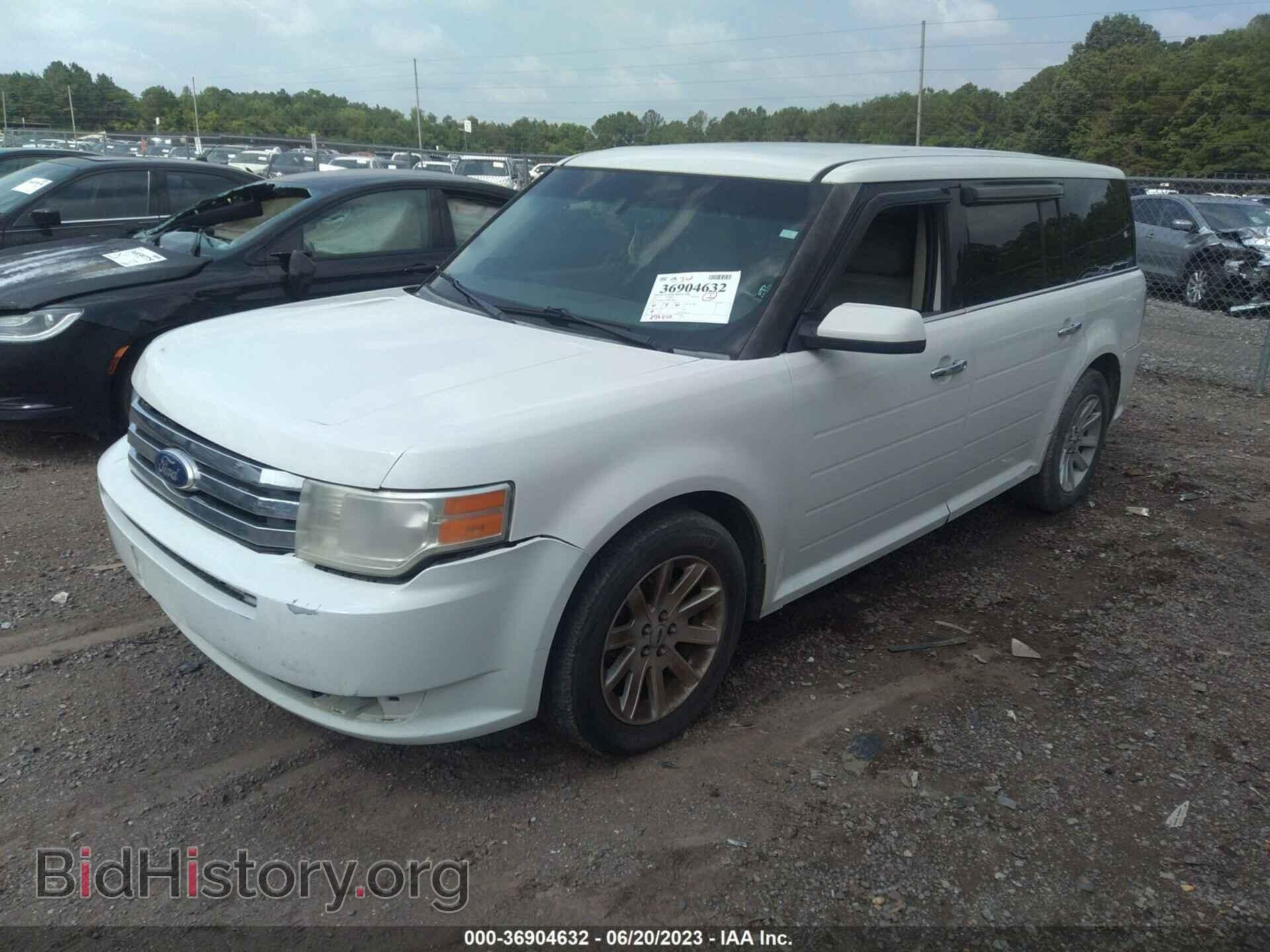 2011 FORD FLEX - VIN: 2FMGK5CC2BBD17884 - Photo 2
