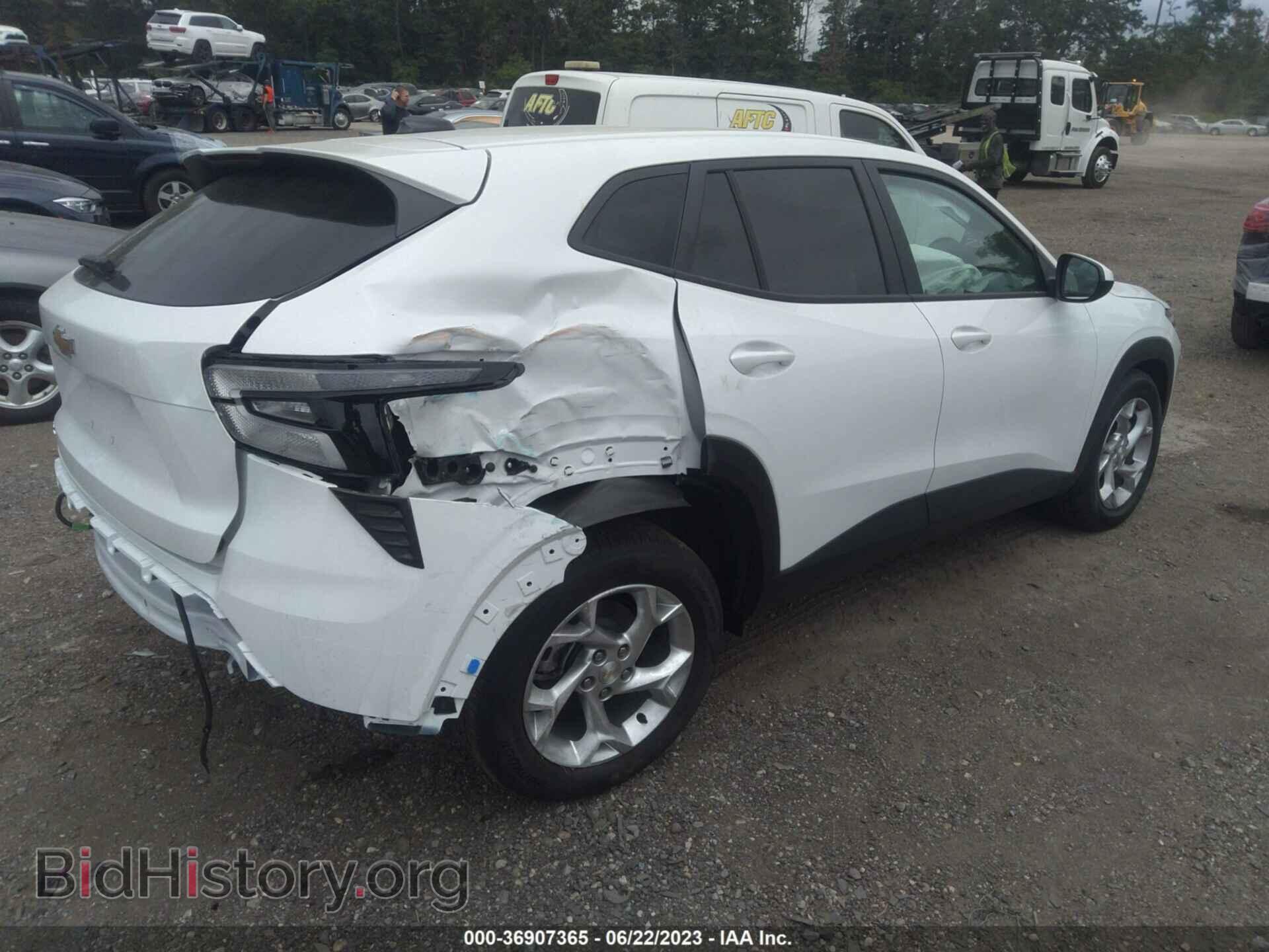 2024 CHEVROLET TRAX - VIN: KL77LFE22RC014347 - Фото 4