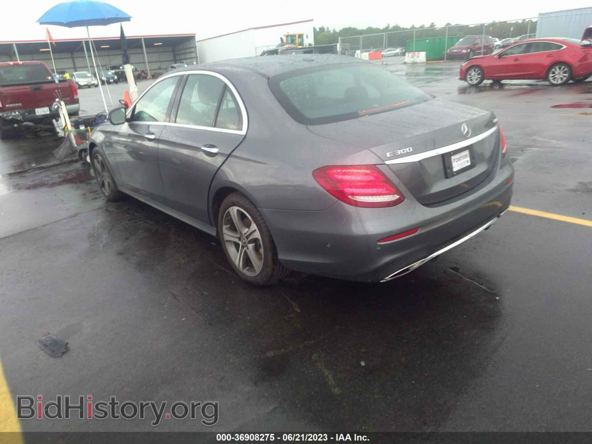 2018 MERCEDES-BENZ E-CLASS - VIN: WDDZF4KB0JA374735 - Фото 3