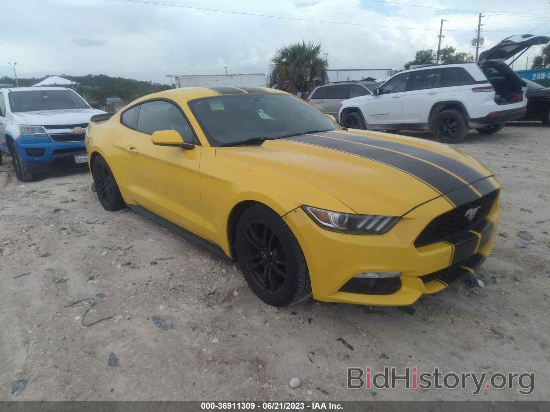 Photo 1FA6P8TH0G5252002 - FORD MUSTANG 2016