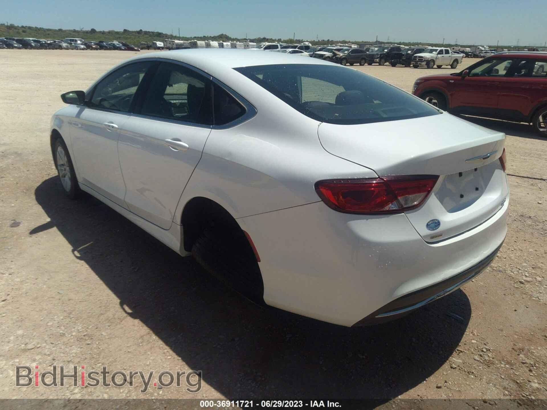 2015 CHRYSLER 200 - VIN: 1C3CCCAB3FN574002 - Фото 3