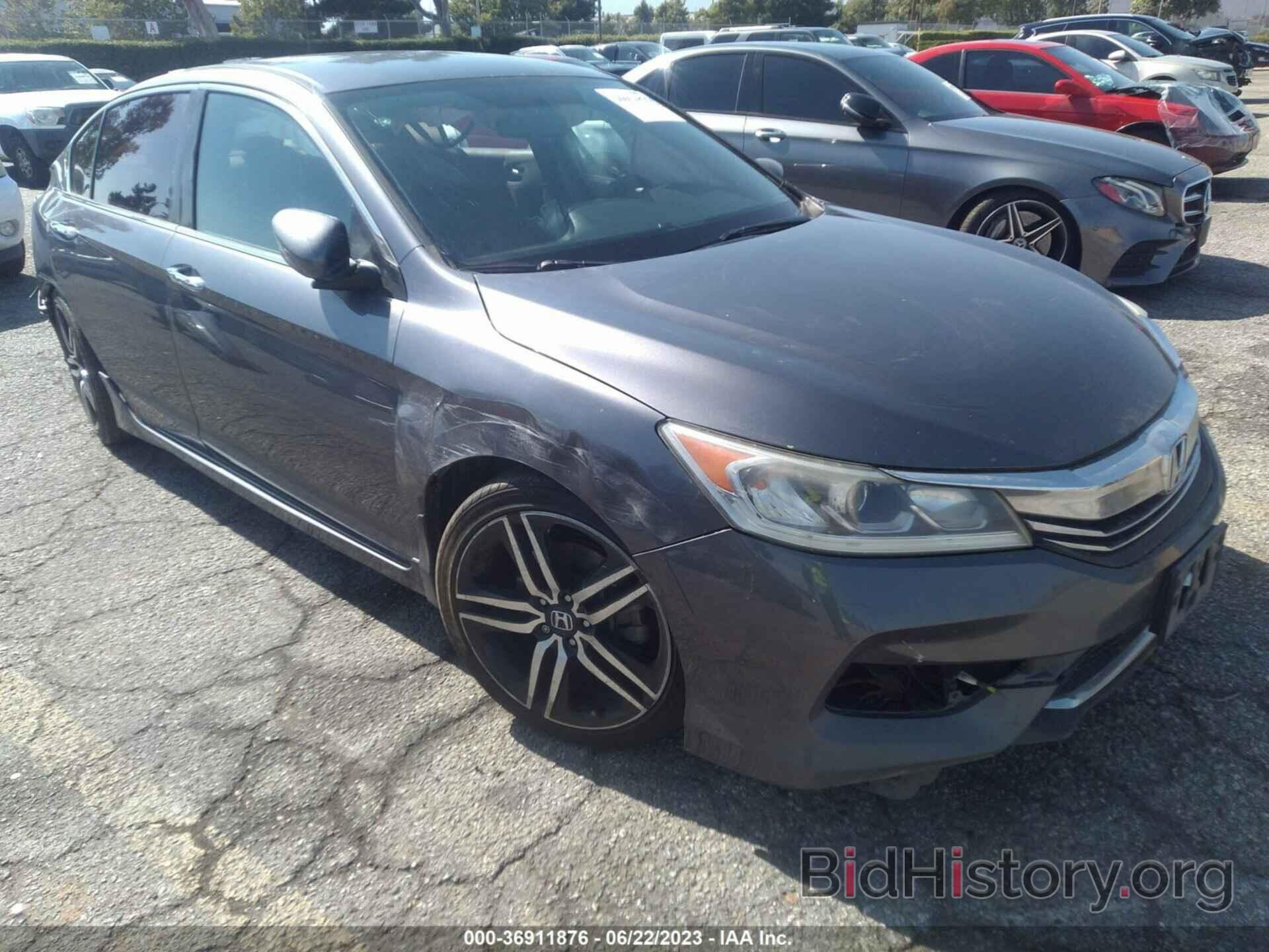 Photo 1HGCR2F51HA143354 - HONDA ACCORD SEDAN 2017