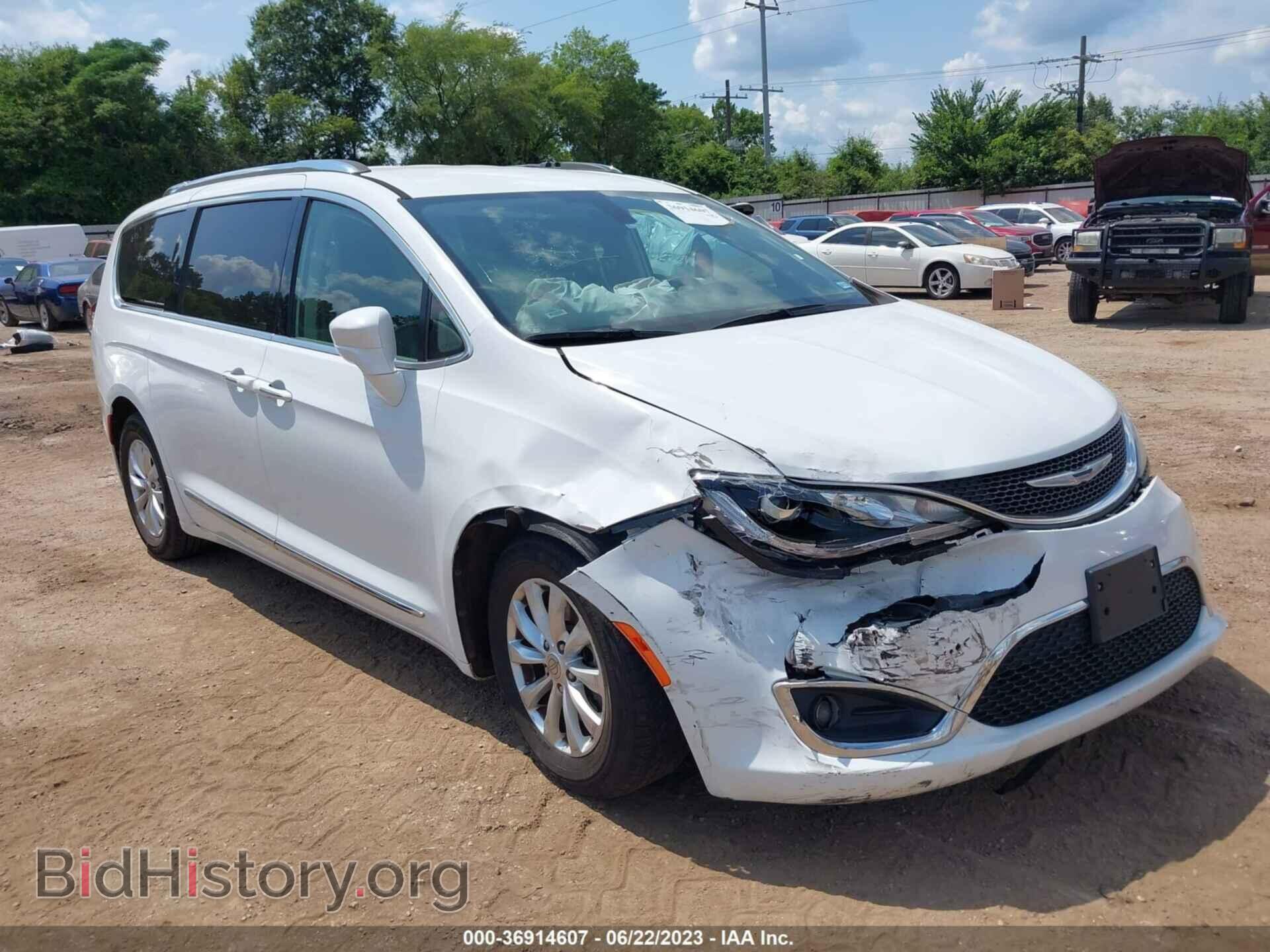 Фотография 2C4RC1BG8JR110090 - CHRYSLER PACIFICA 2018