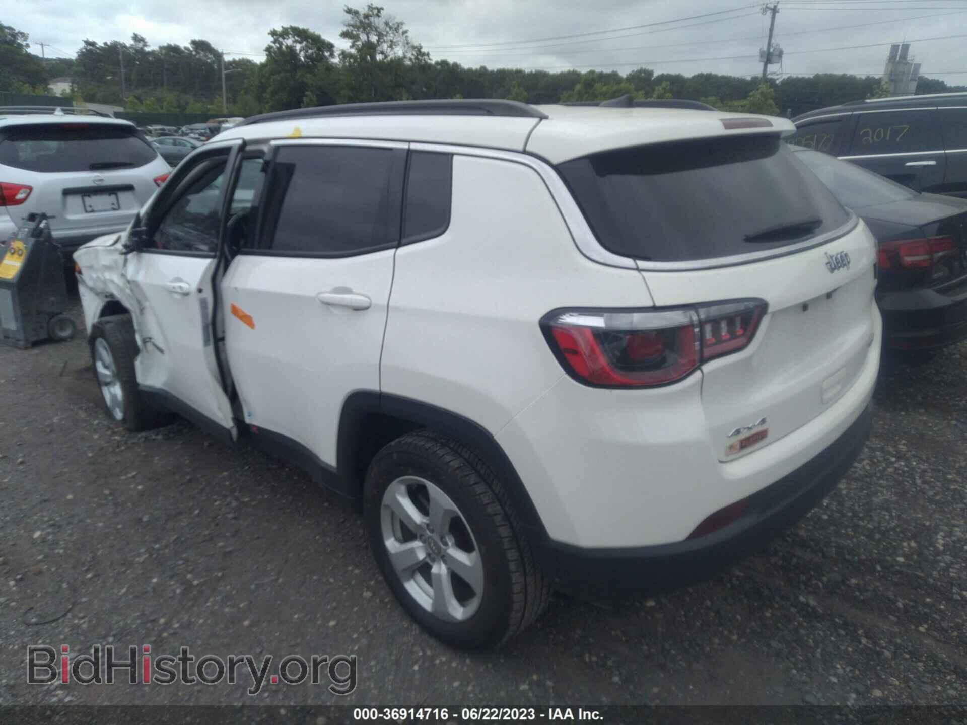 2018 JEEP COMPASS - VIN: 3C4NJDBB2JT366409 - Фото 3
