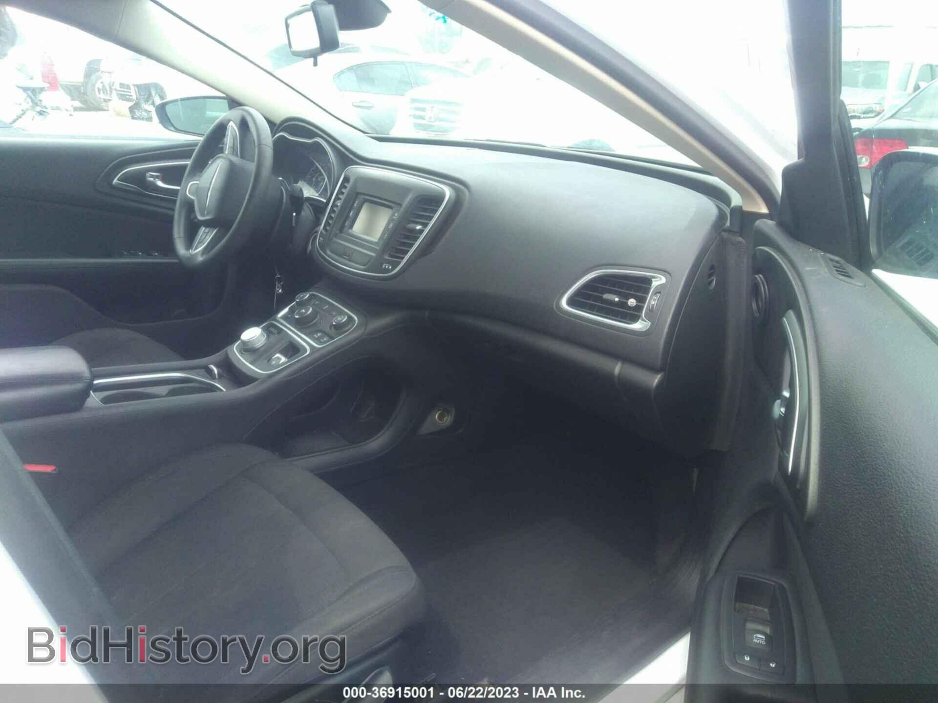2016 CHRYSLER 200 - VIN: 1C3CCCABXGN176755 - Фото 5