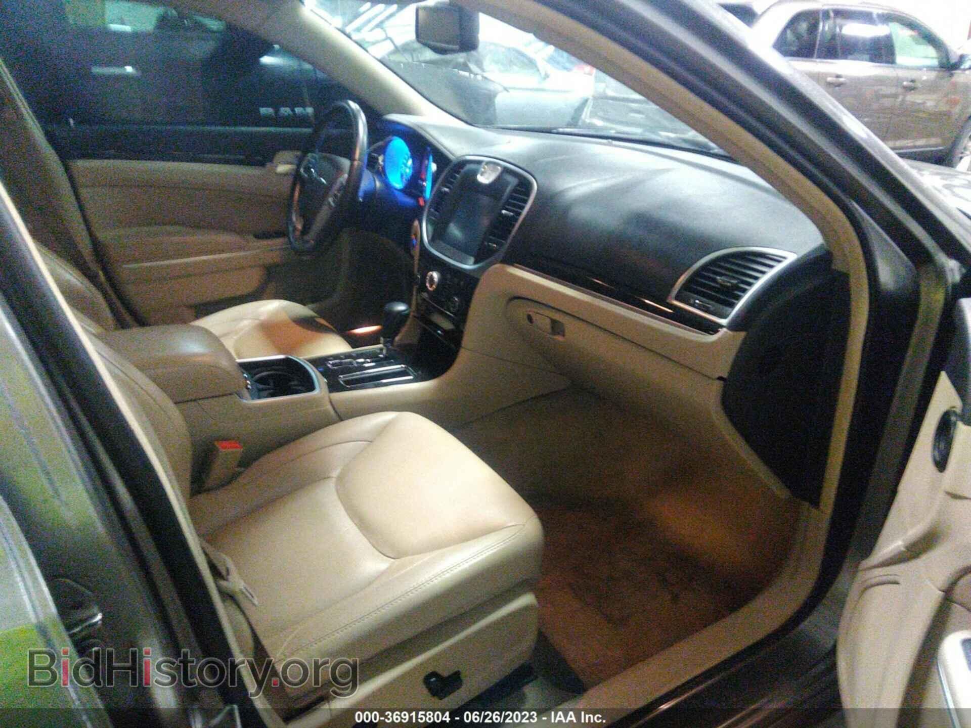 2011 CHRYSLER 300 - VIN: 2C3CA5CG2BH582864 - Фото 5