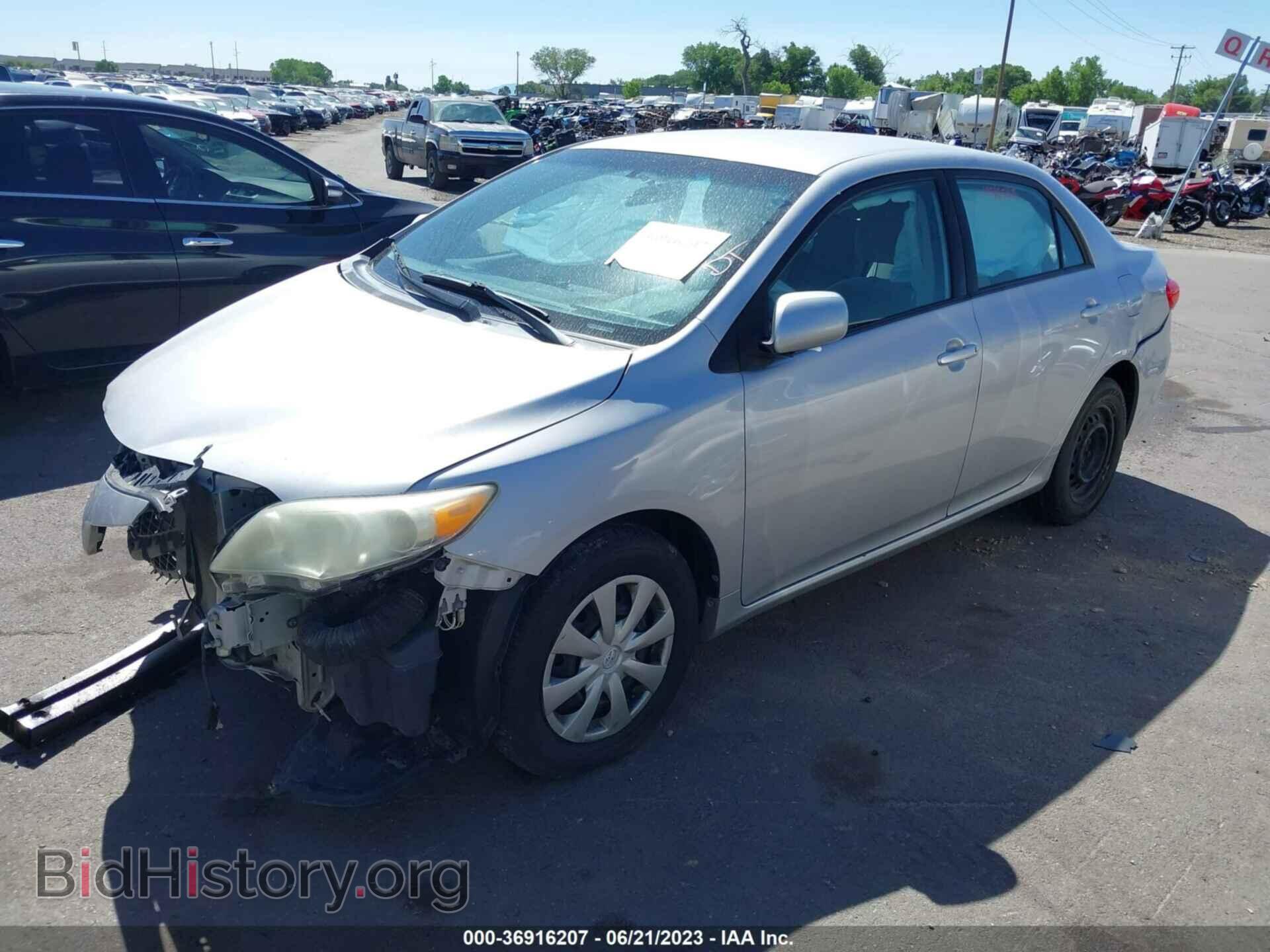 2011 TOYOTA COROLLA - VIN: 2T1BU4EEXBC587292 - Фото 2
