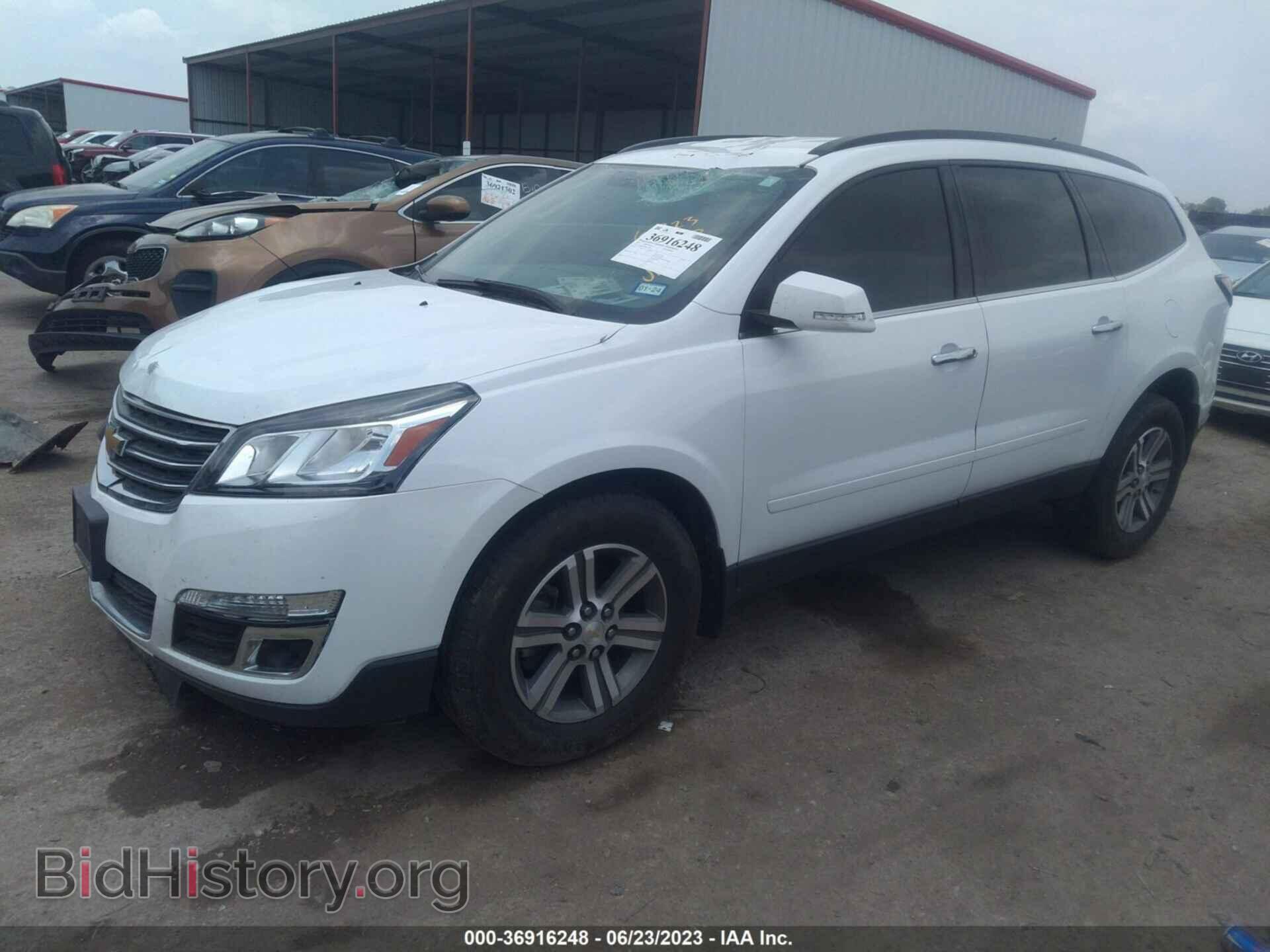 2017 CHEVROLET TRAVERSE - VIN: 1GNKRGKD8HJ192997 - Фото 2