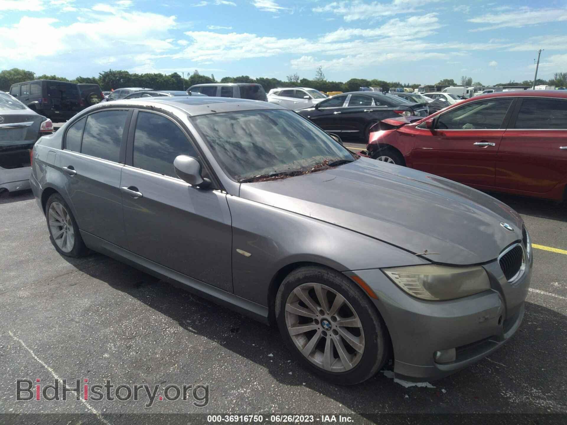 Photo WBAPH7C56BA802473 - BMW 3 SERIES 2011