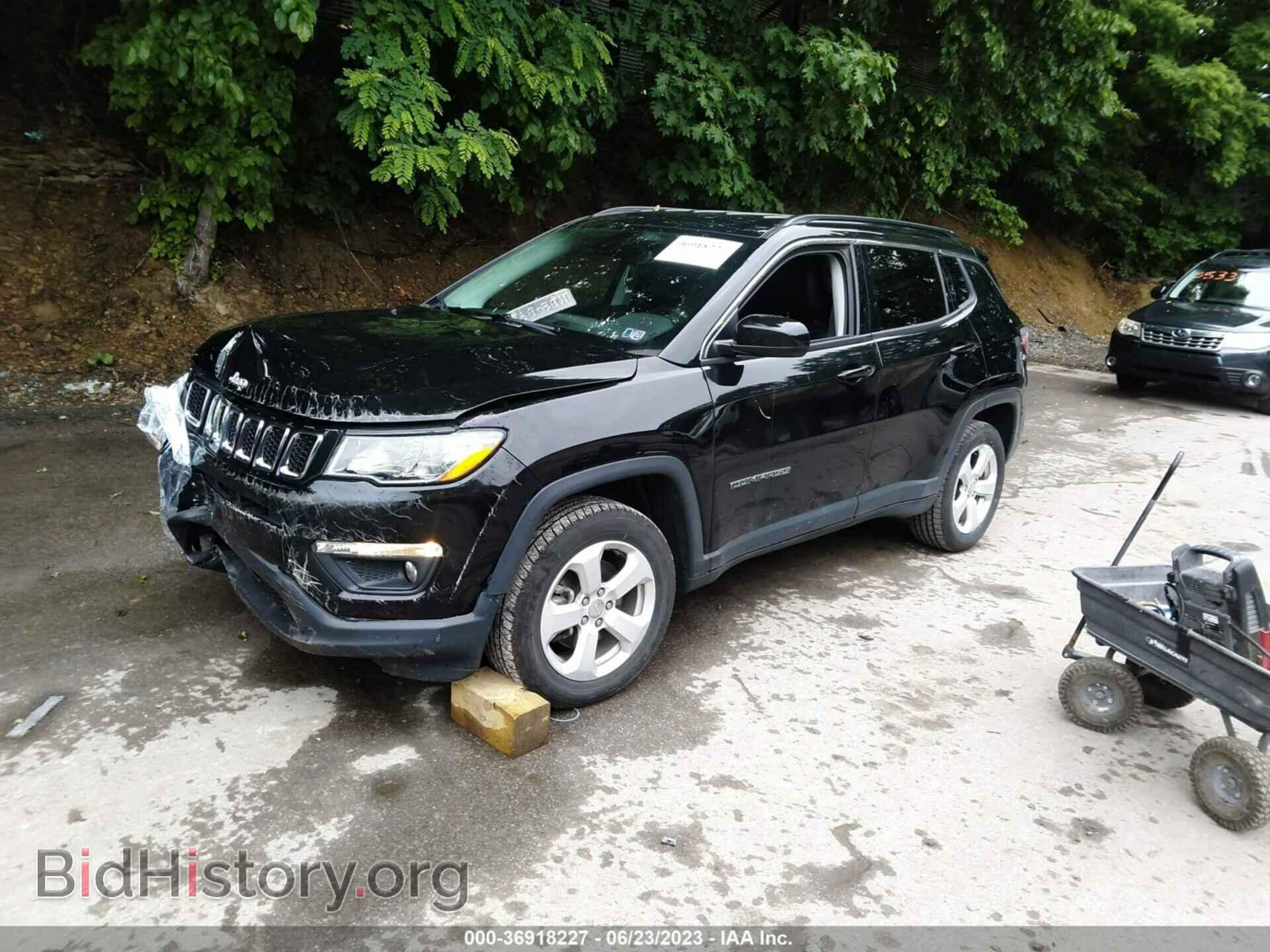 2019 JEEP COMPASS - VIN: 3C4NJDBB9KT684190 - Фото 2