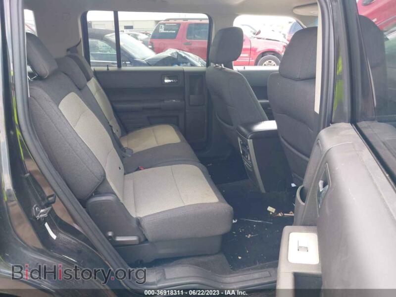 2011 Ford FLEX (VIN 2FMGK5BC3BBD00772) — photo 8 of 16